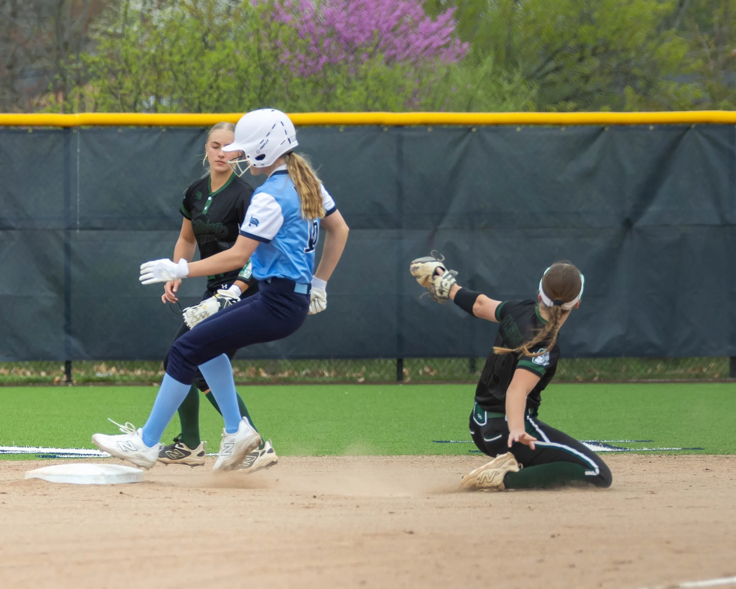 Mott runner makes it to second base