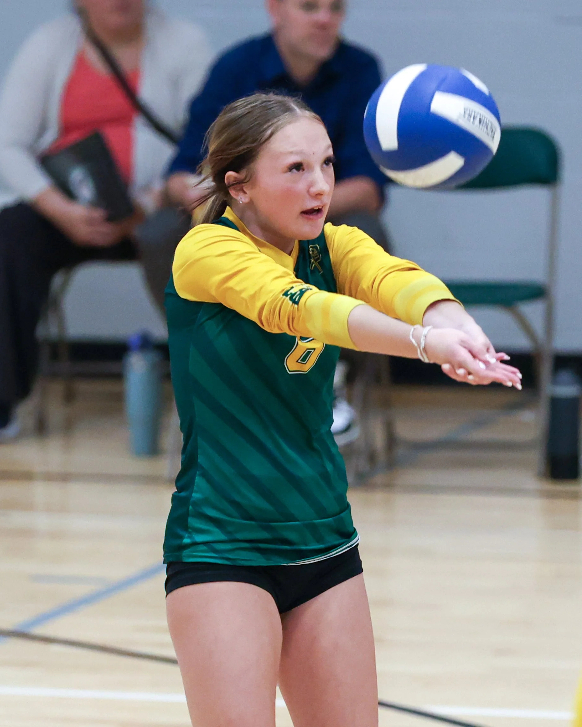 Pierce girl returns the ball