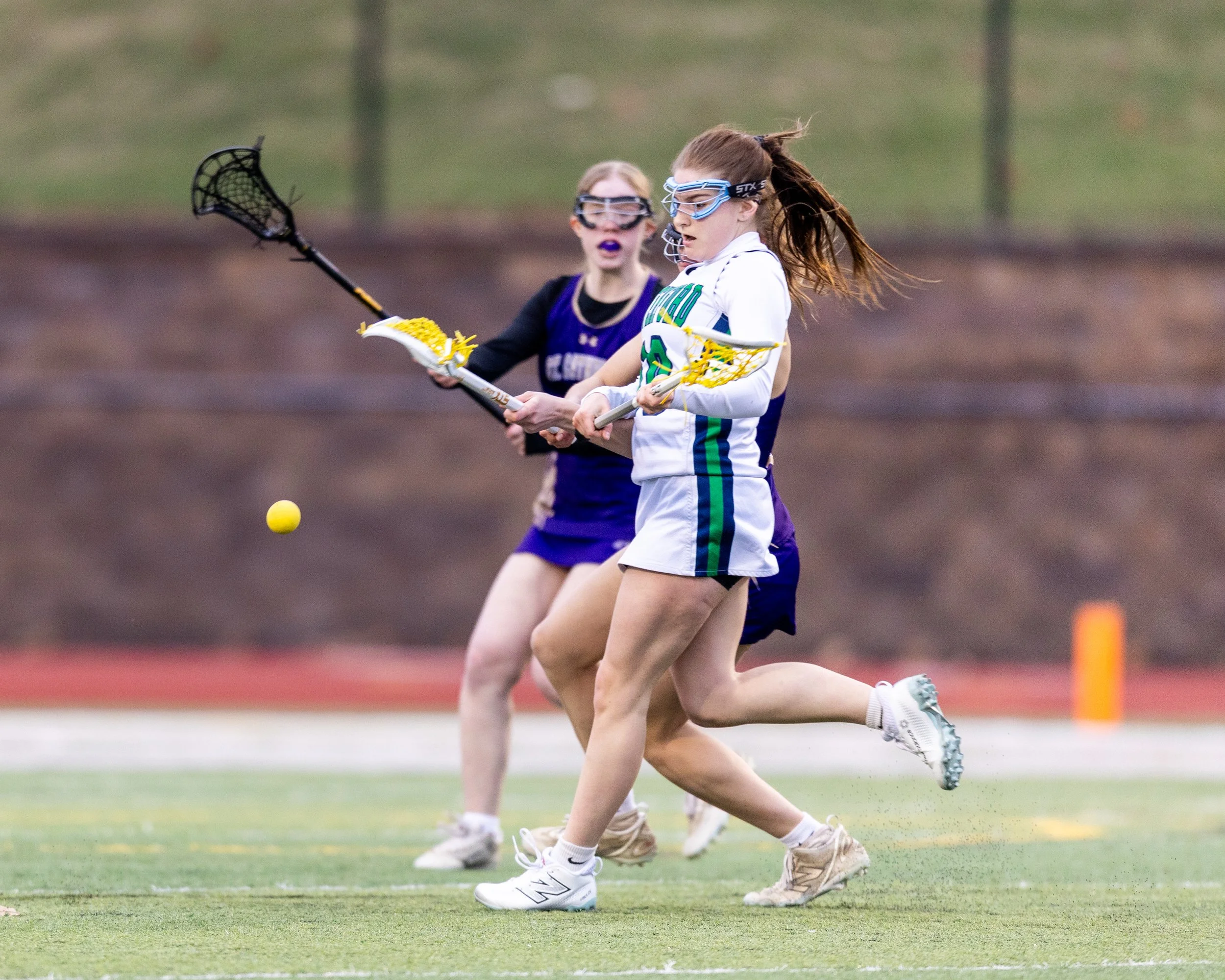 #10 with the ball in the air