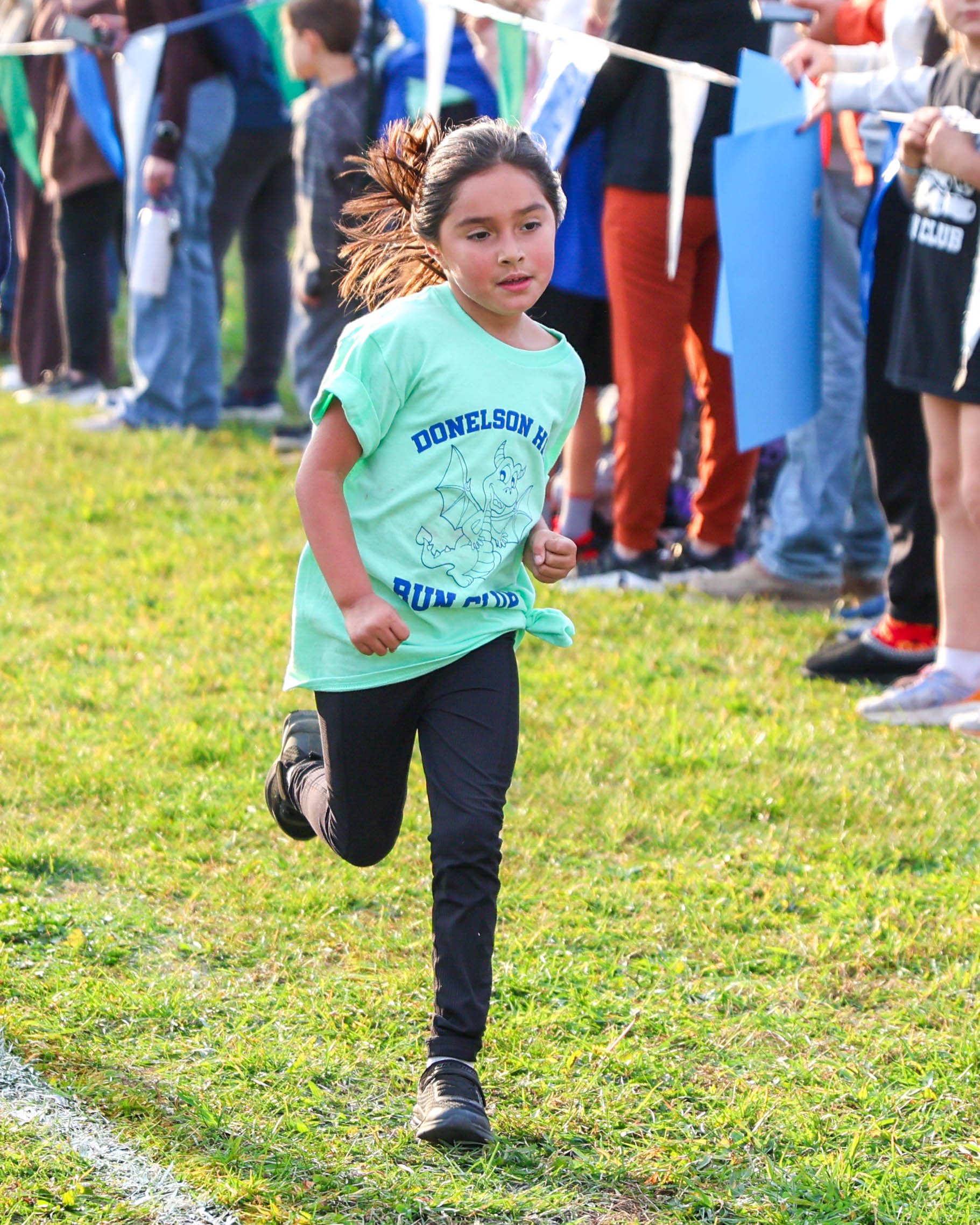 Donelson Hills girl runner