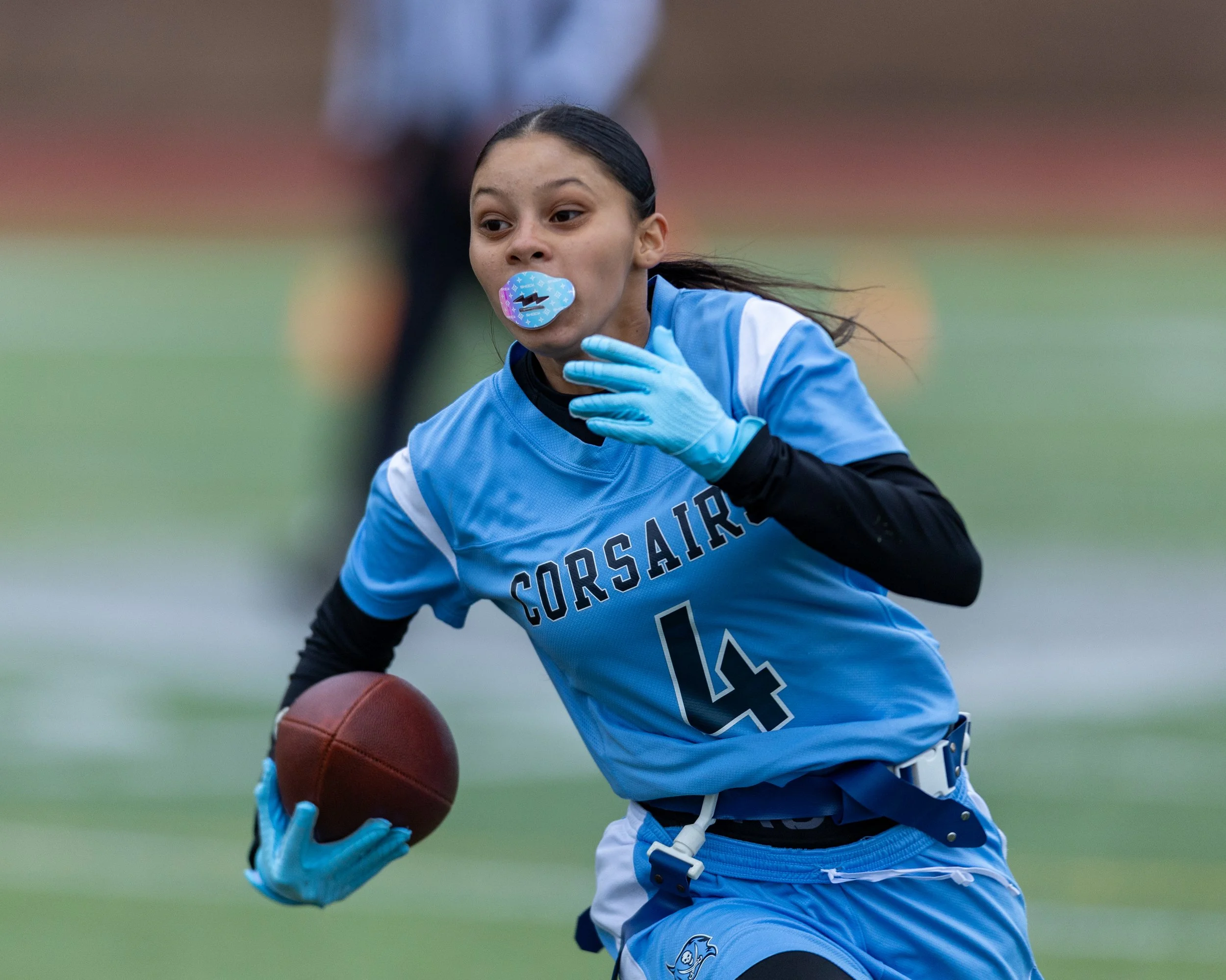 WM #4 carries the ball