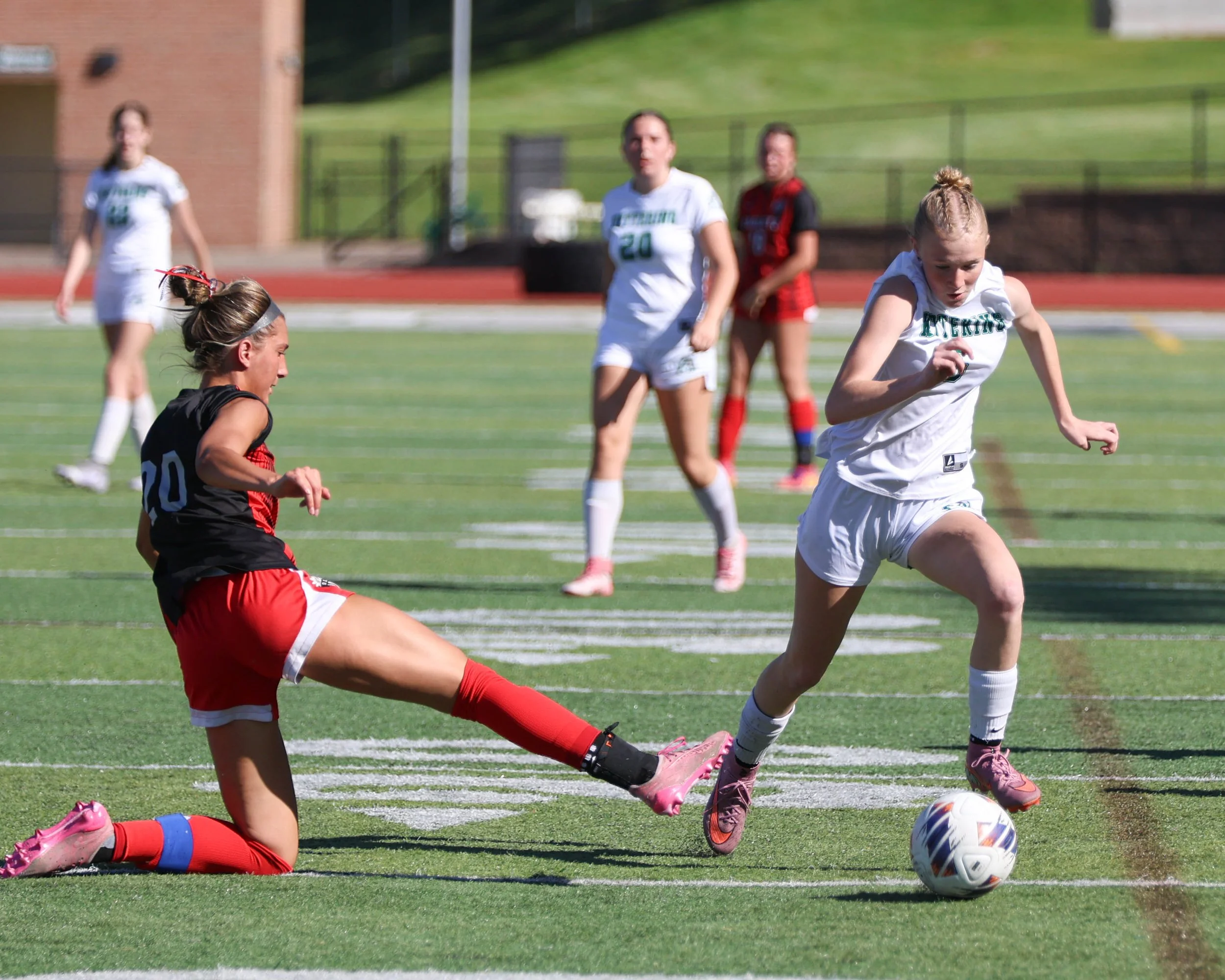 #5 gets around a defender