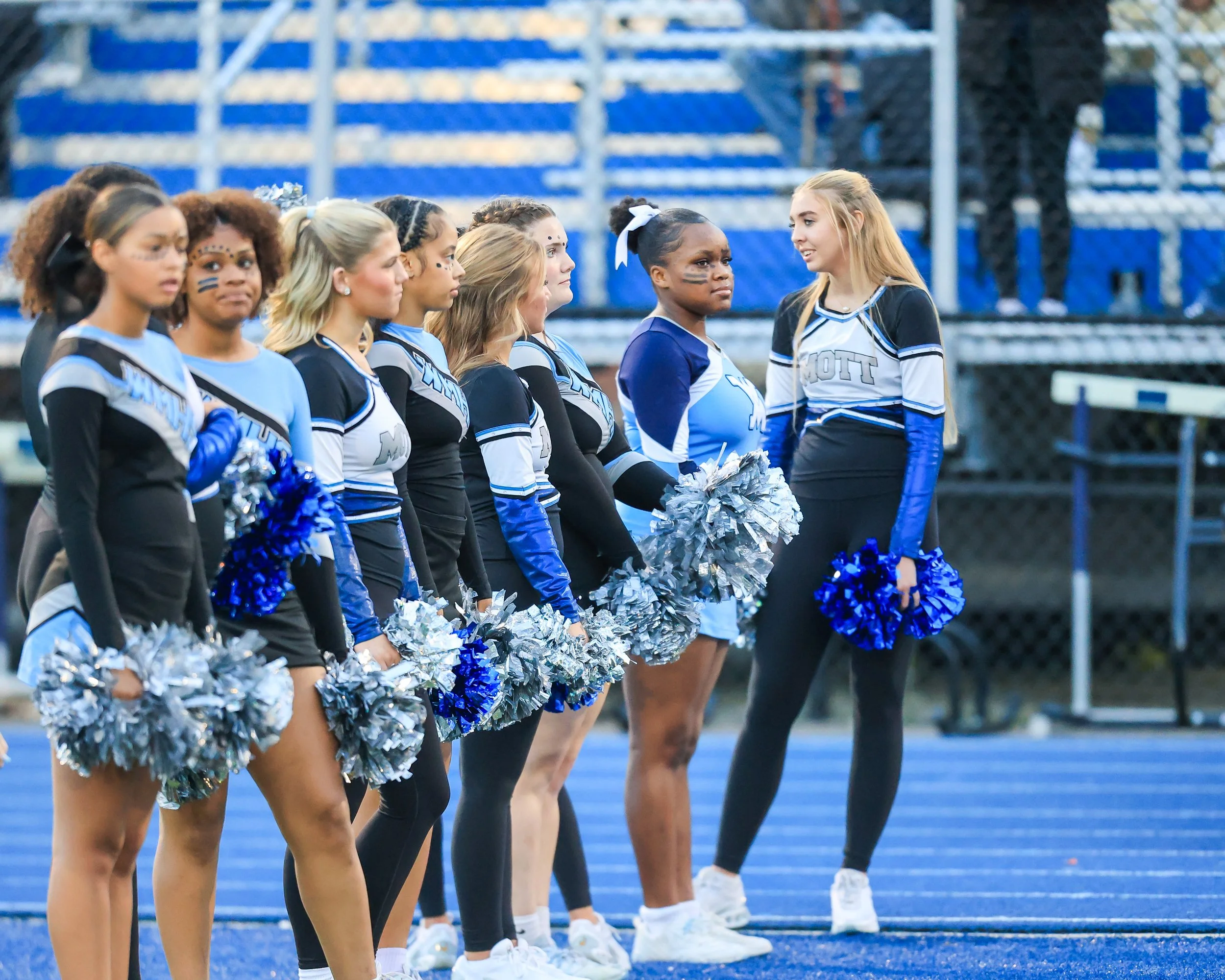 Mott Cheerleaders