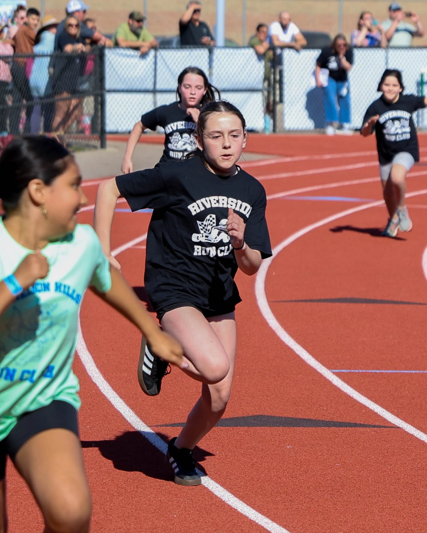 Riverside runner starts the race