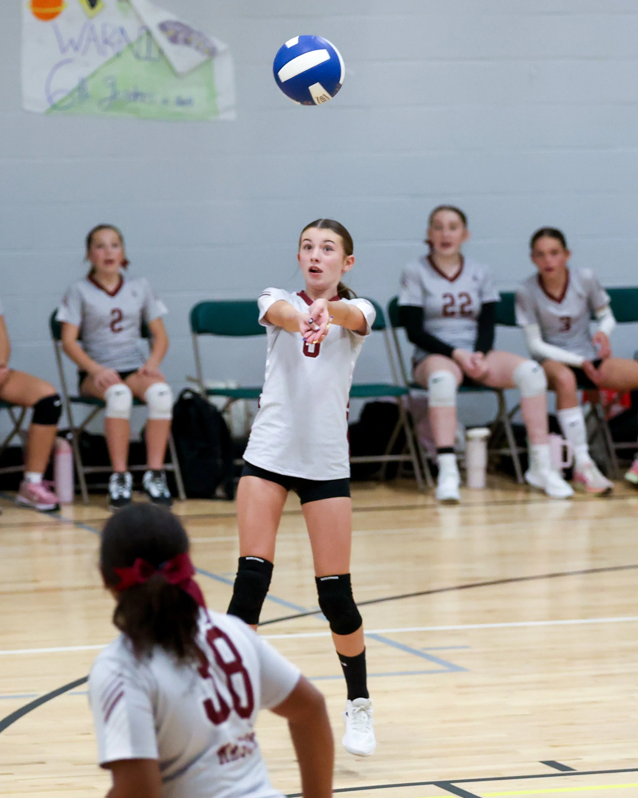 Mason girl returns the ball