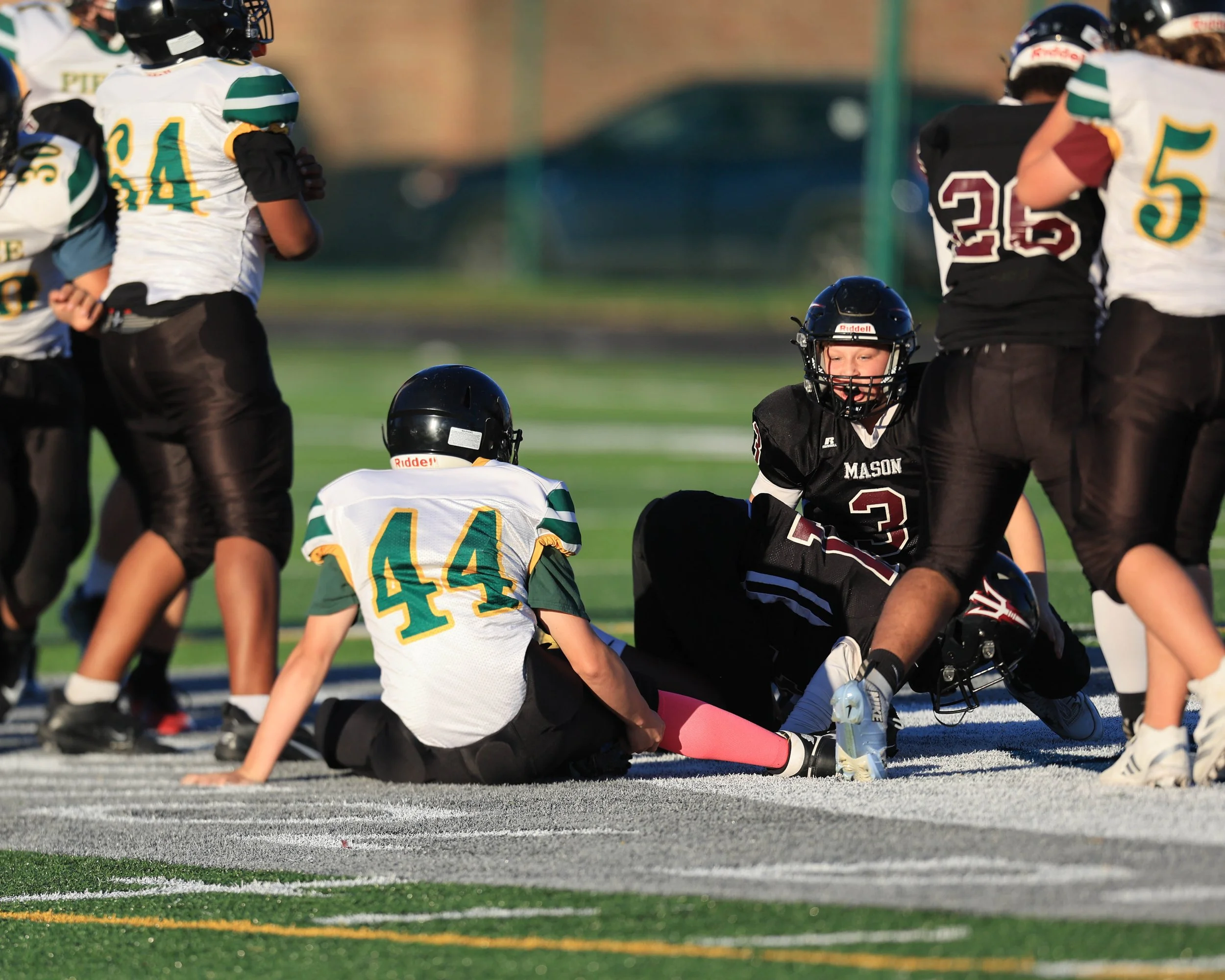 Mason recovers a fumble