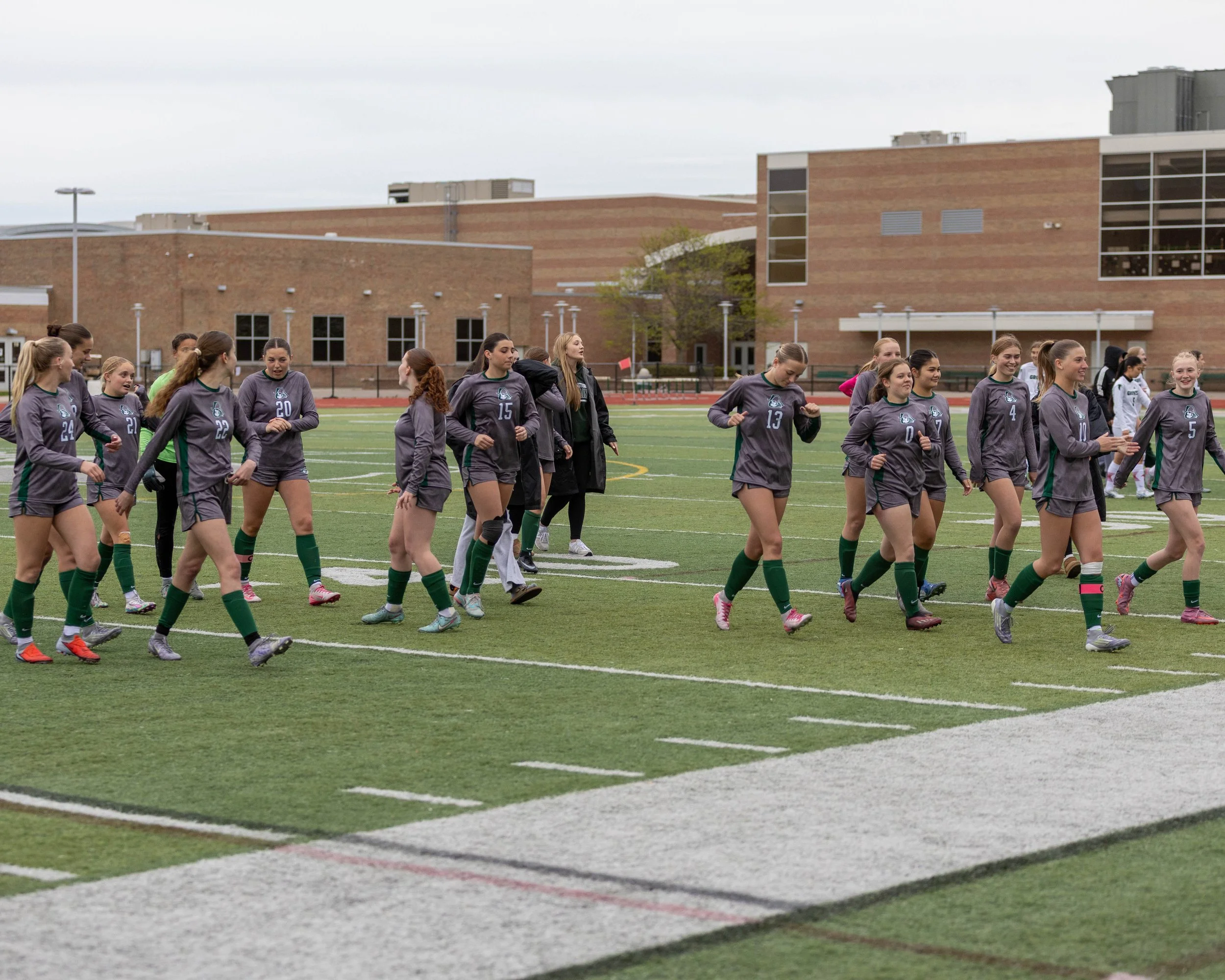 Team heading to the benches
