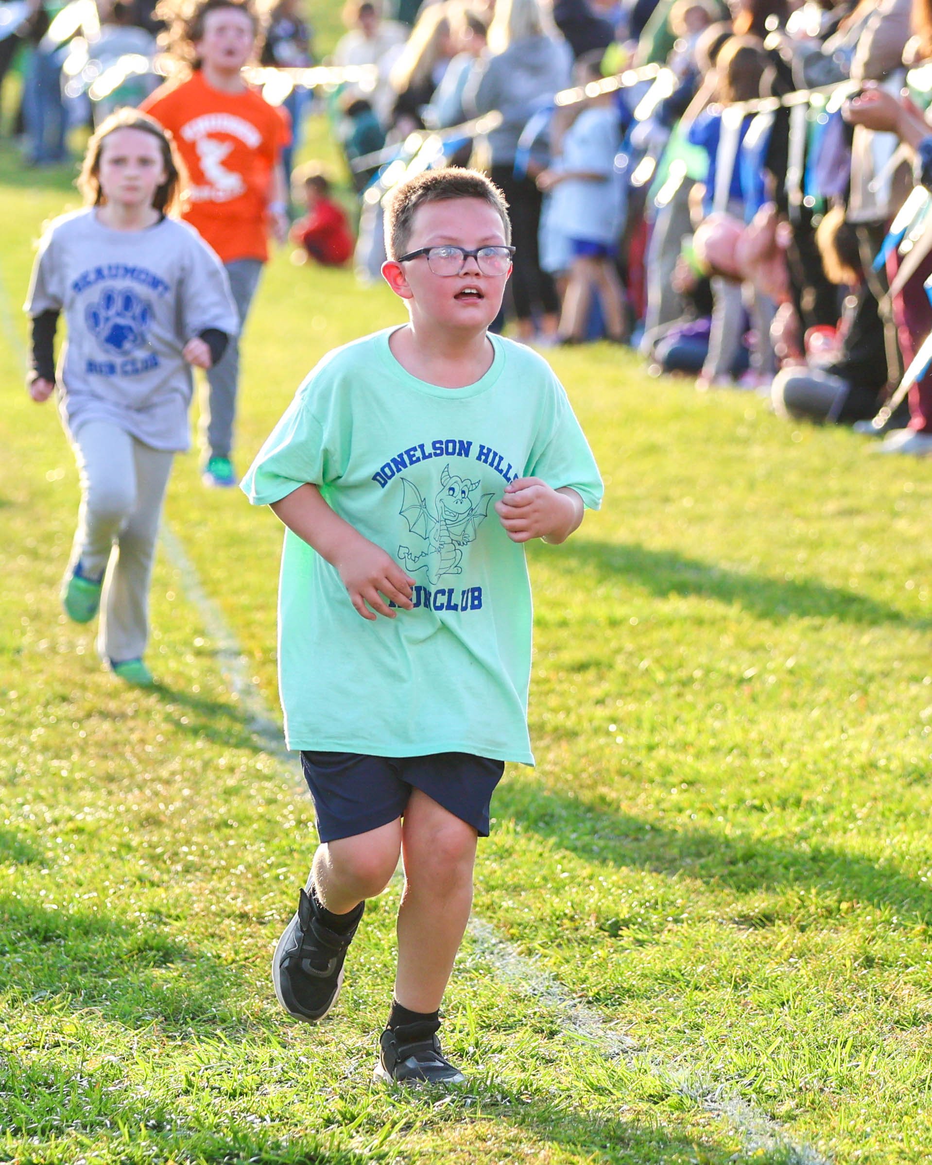 Donelson Hills boy runner