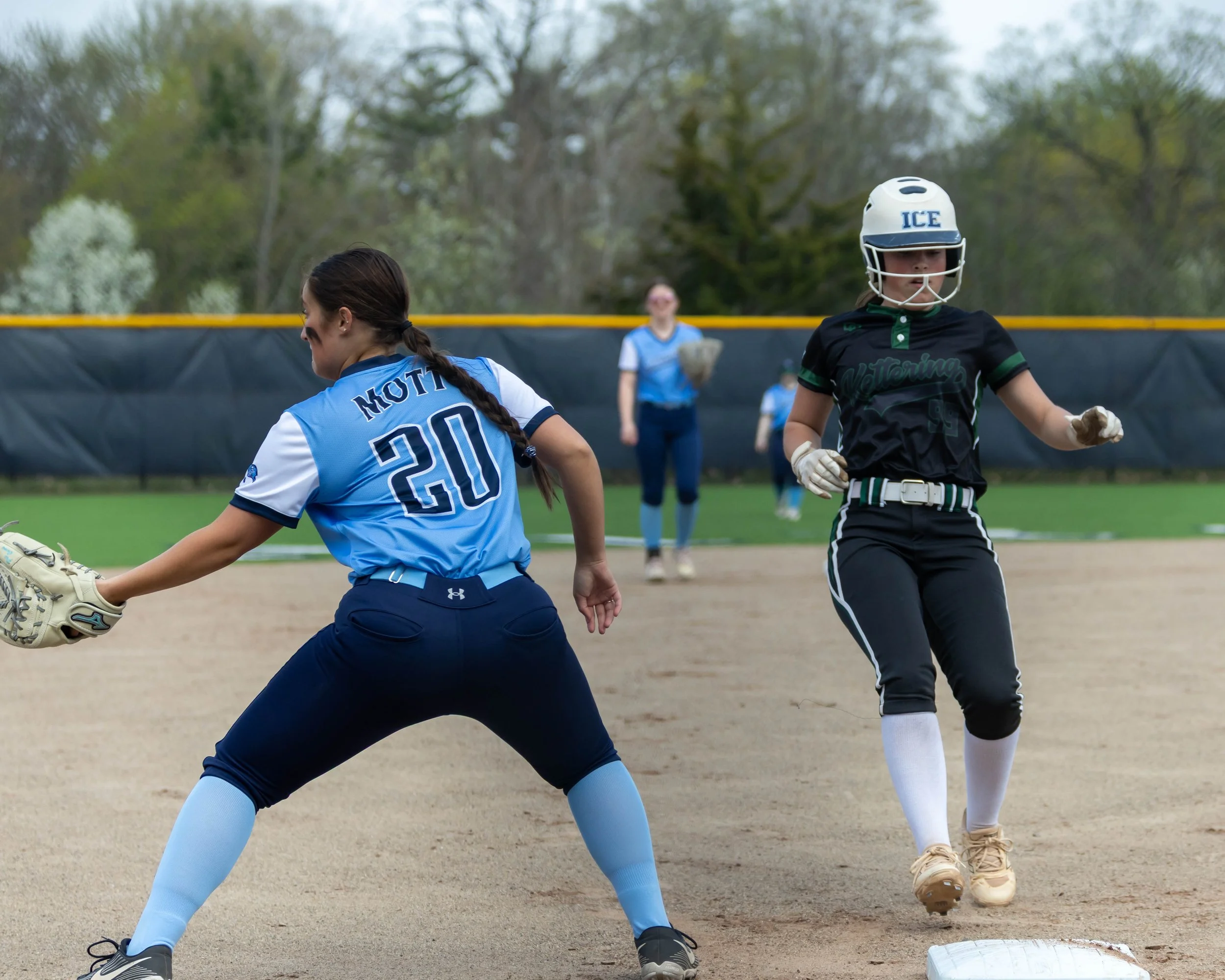 Kettering #99 back to first base