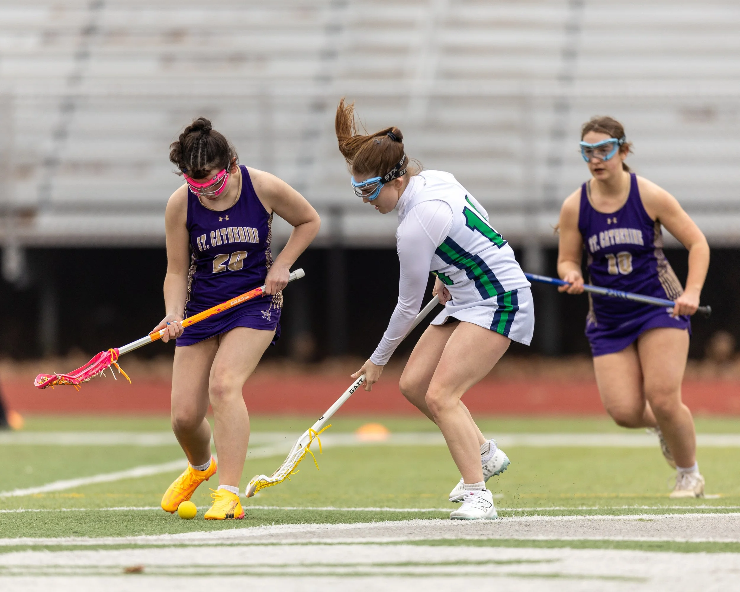 #10 tries to pick up the ball 