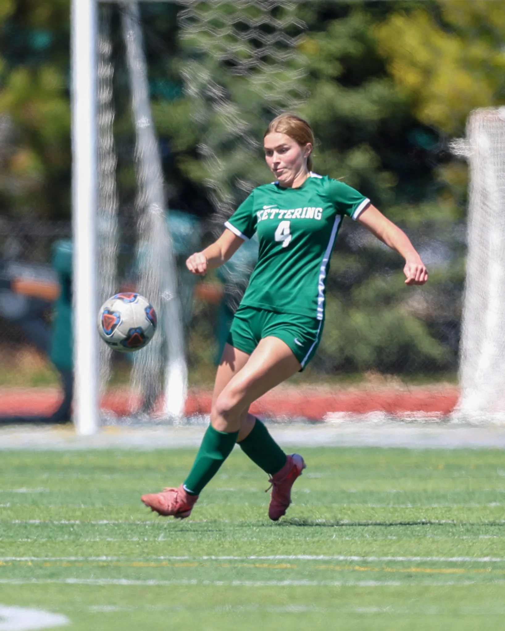 #4 with the ball in the air