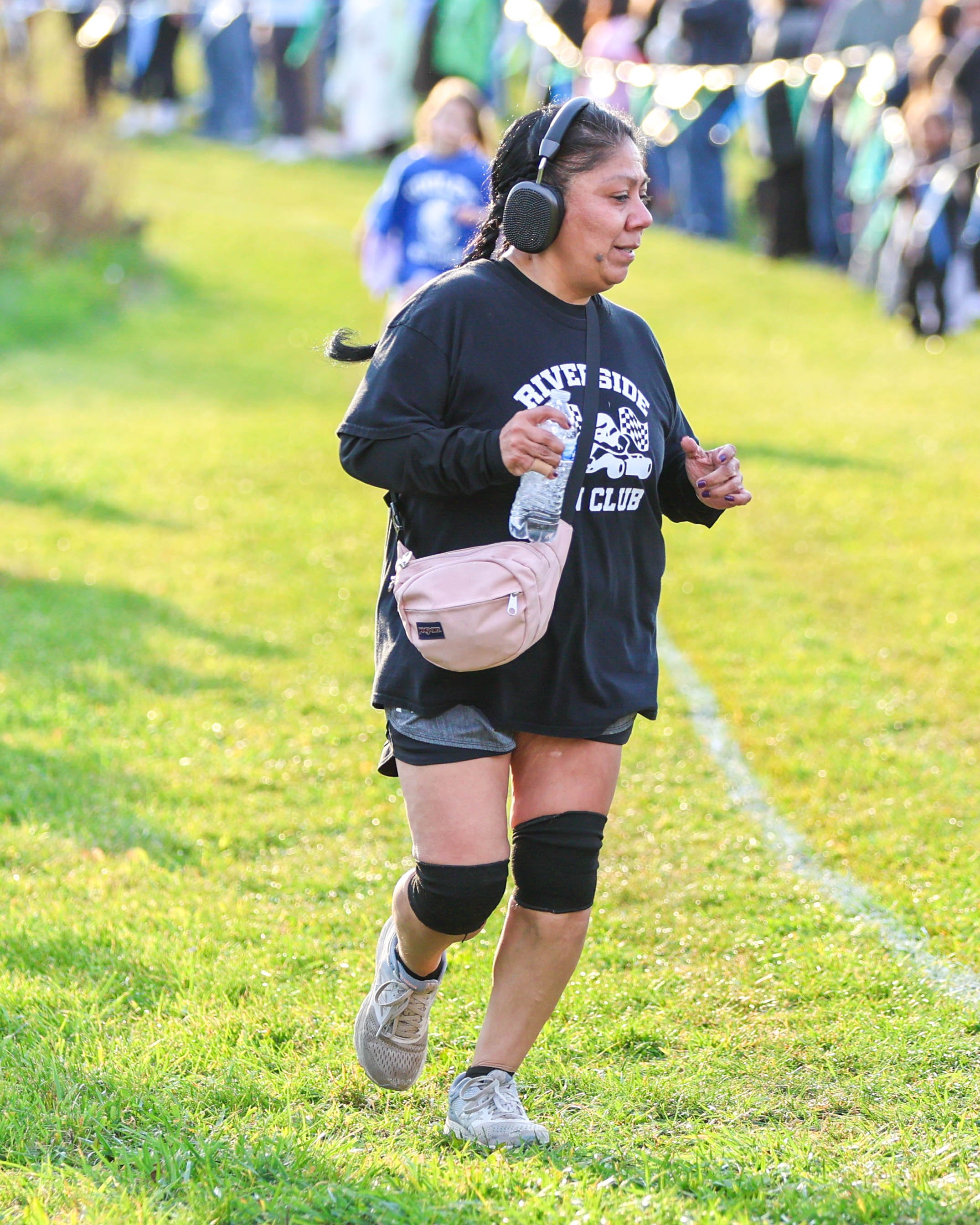 Riverside girl runner