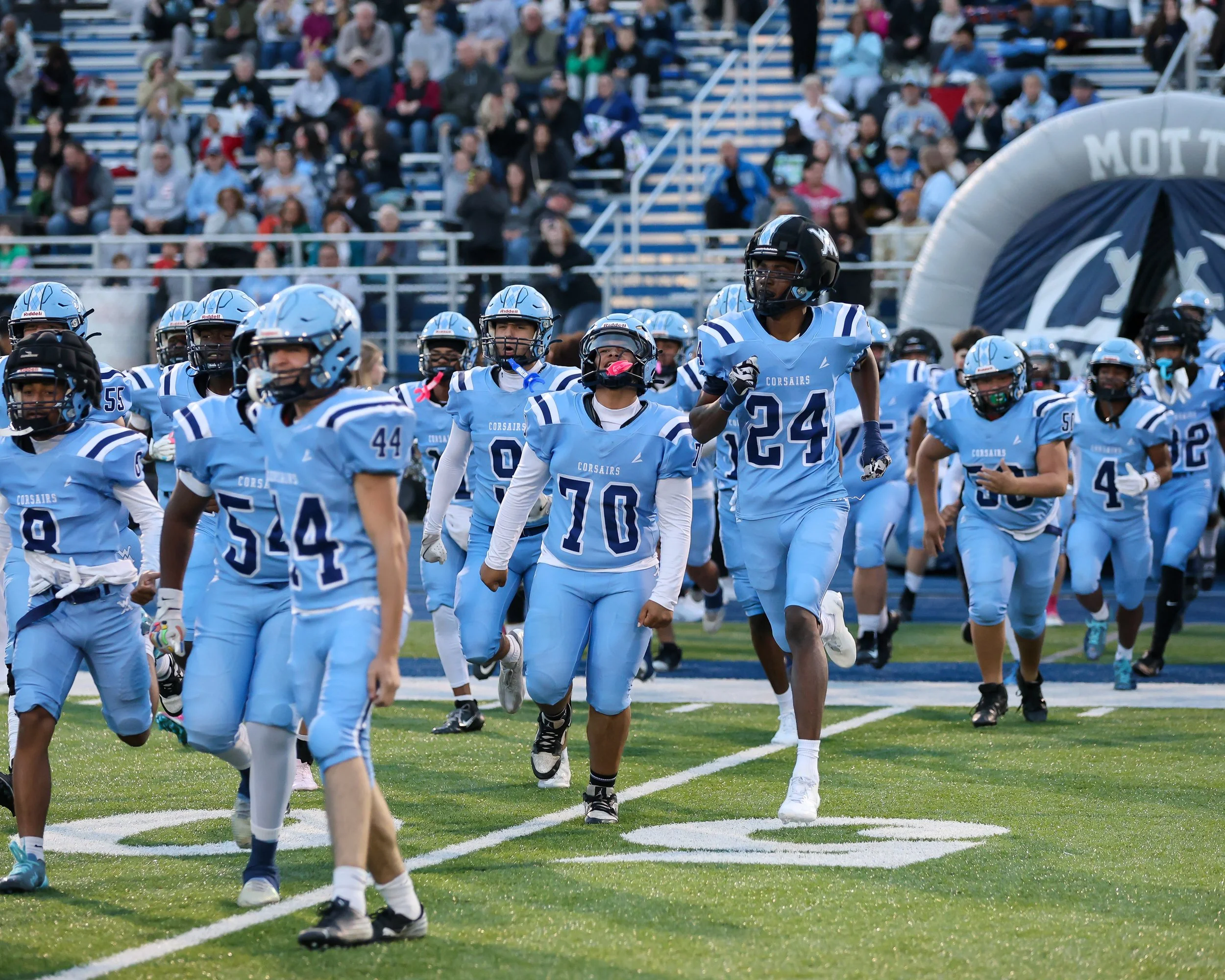 Mott Football team members