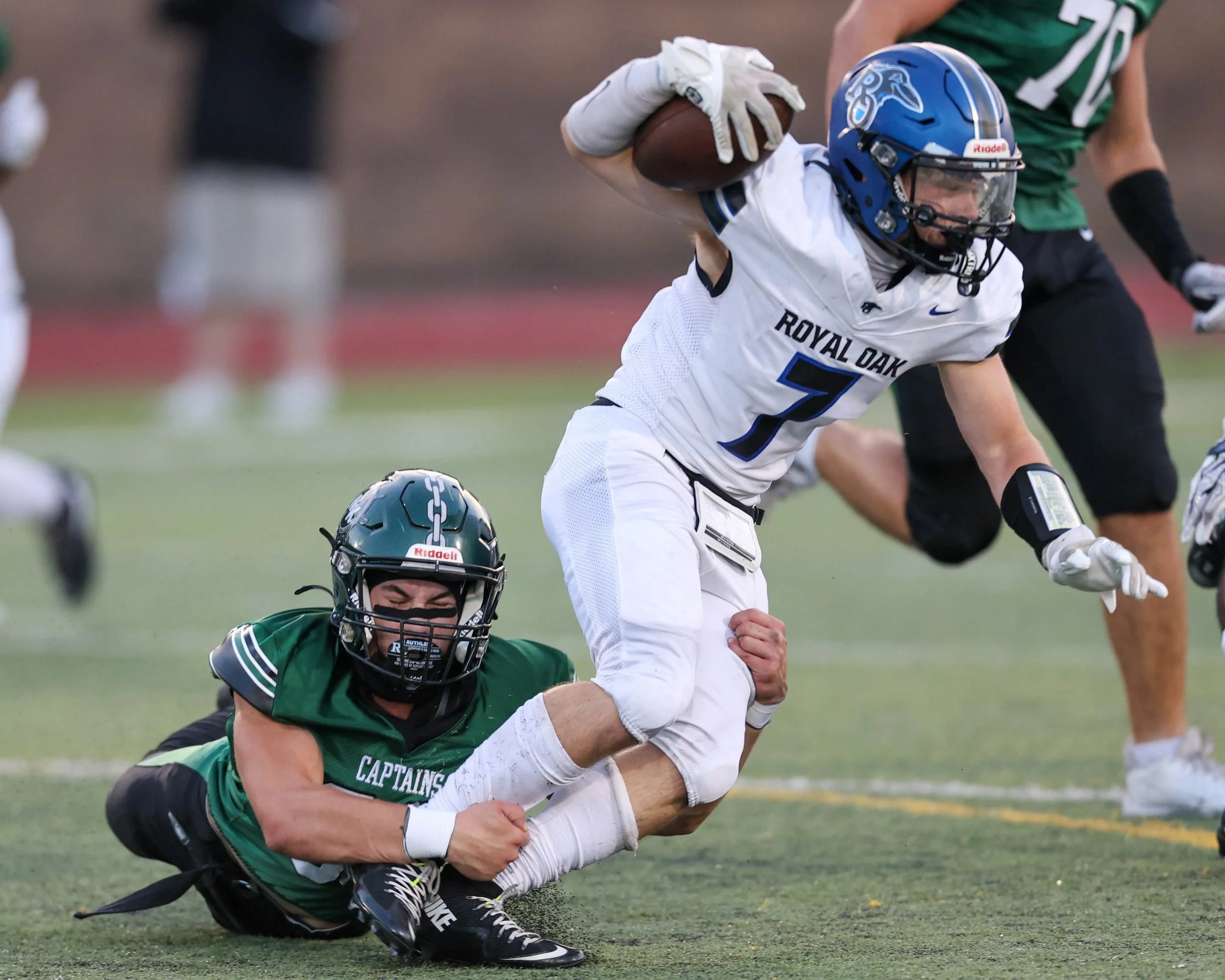WK player tackles RO running back