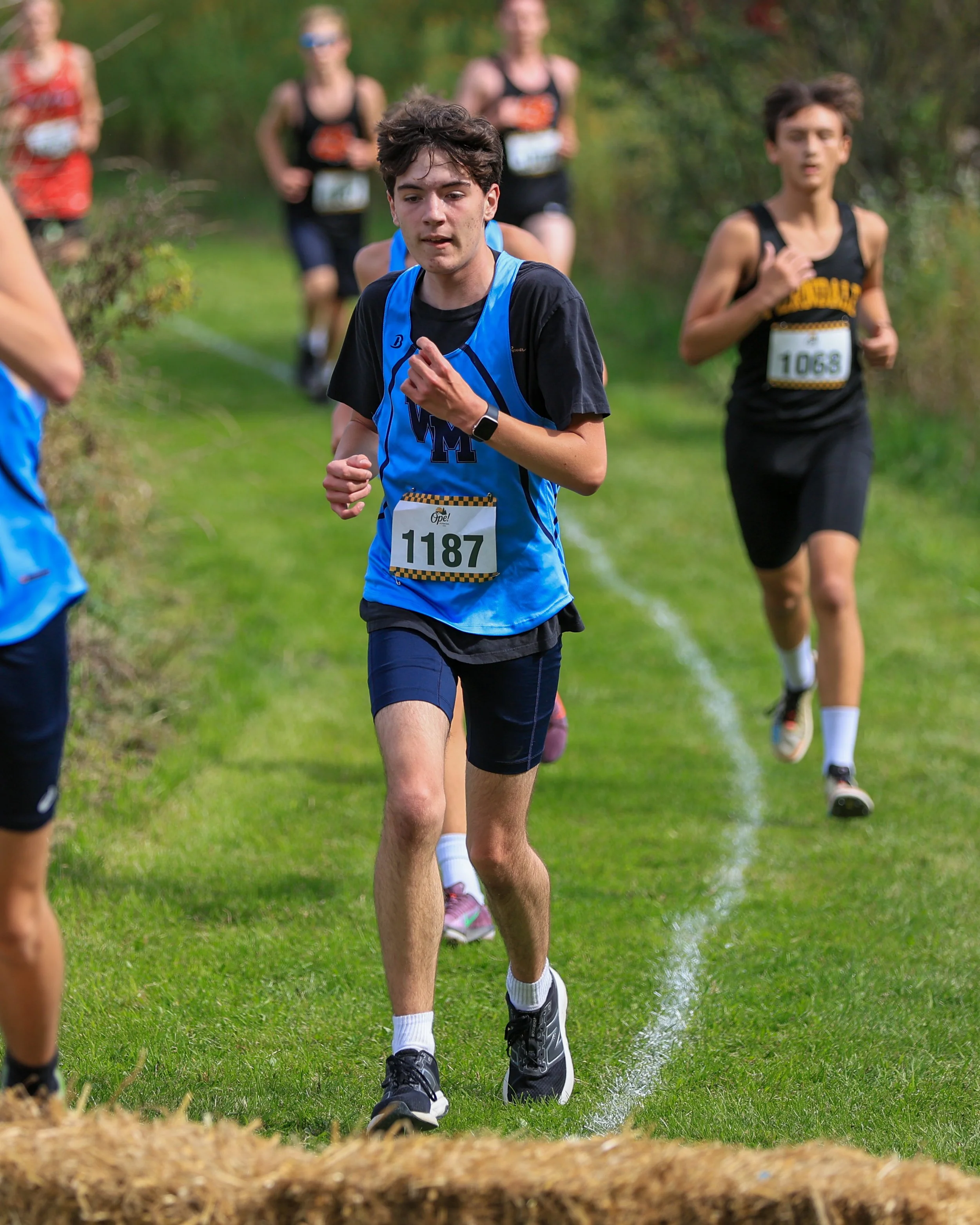 WM runner at the half way point 