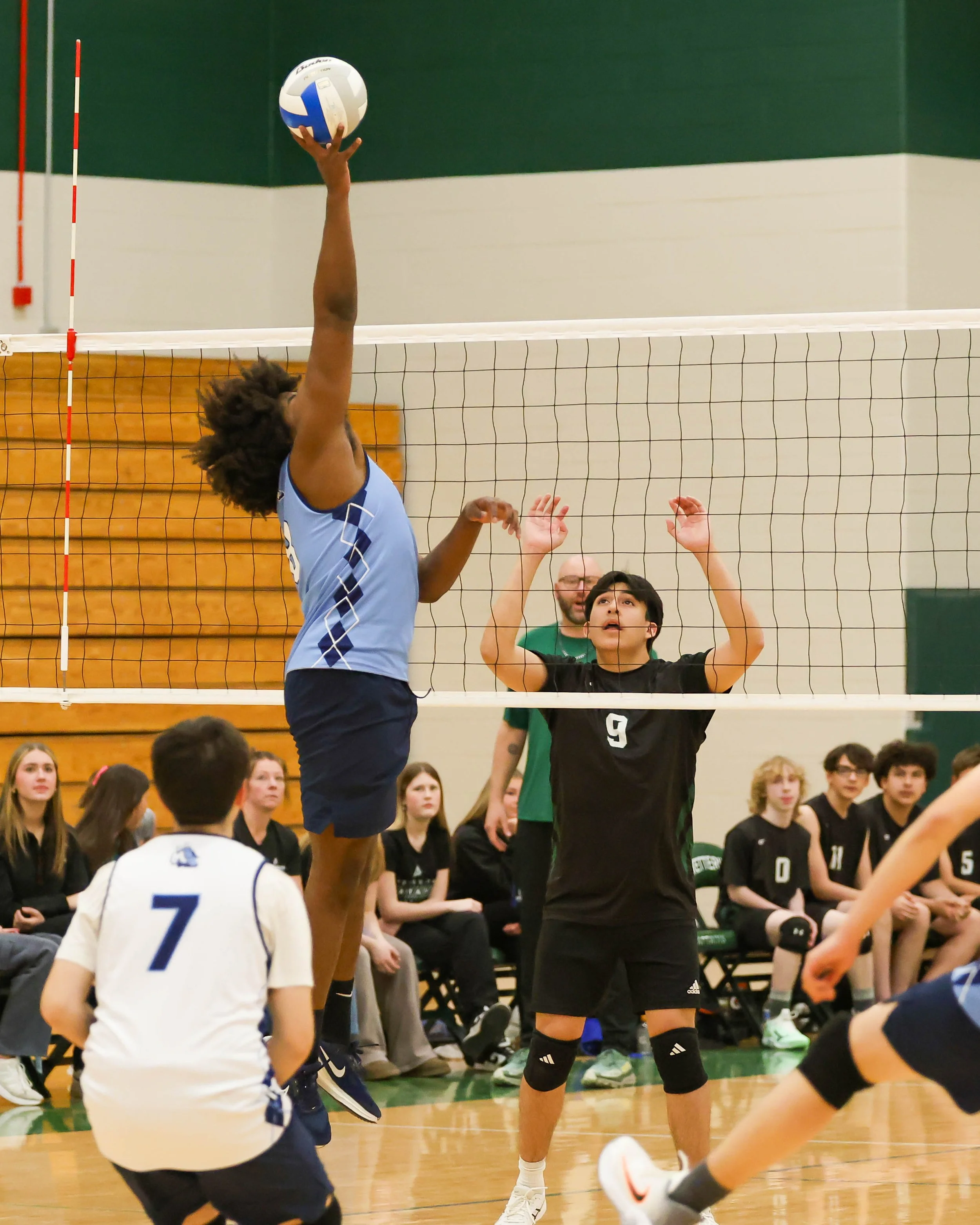 Mott #8 taps the ball