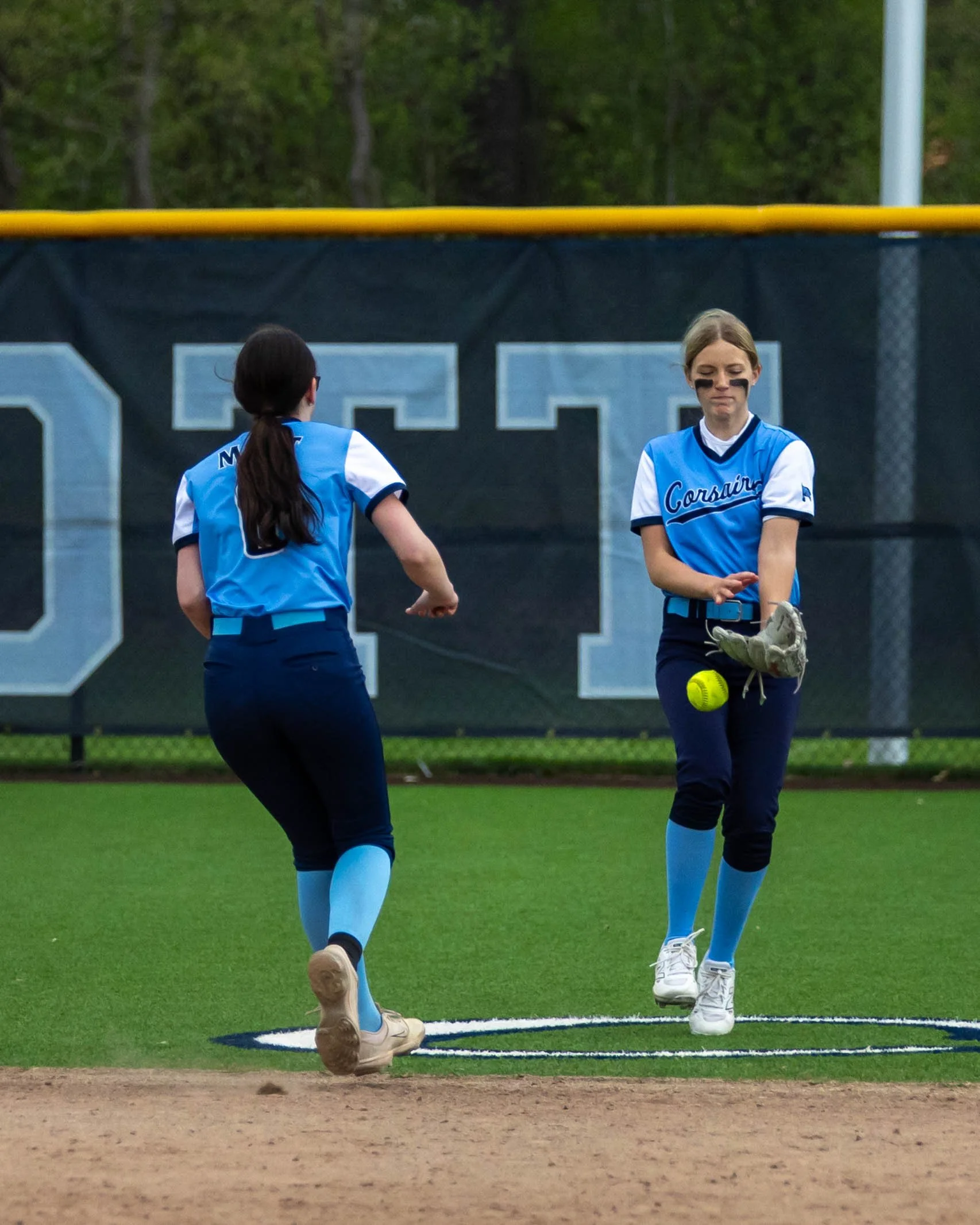 Mott left fielder gets the ball