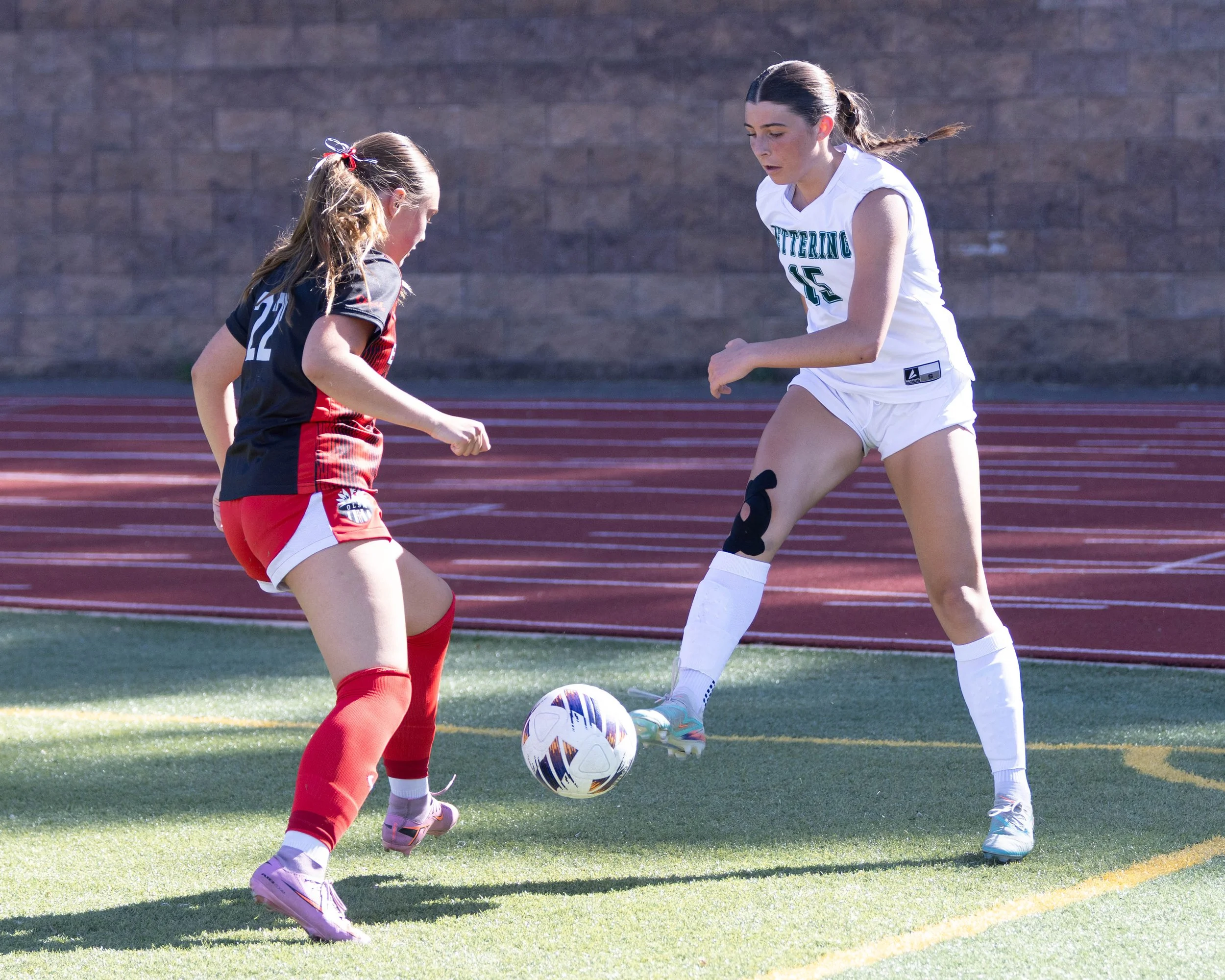 #15 passes the ball