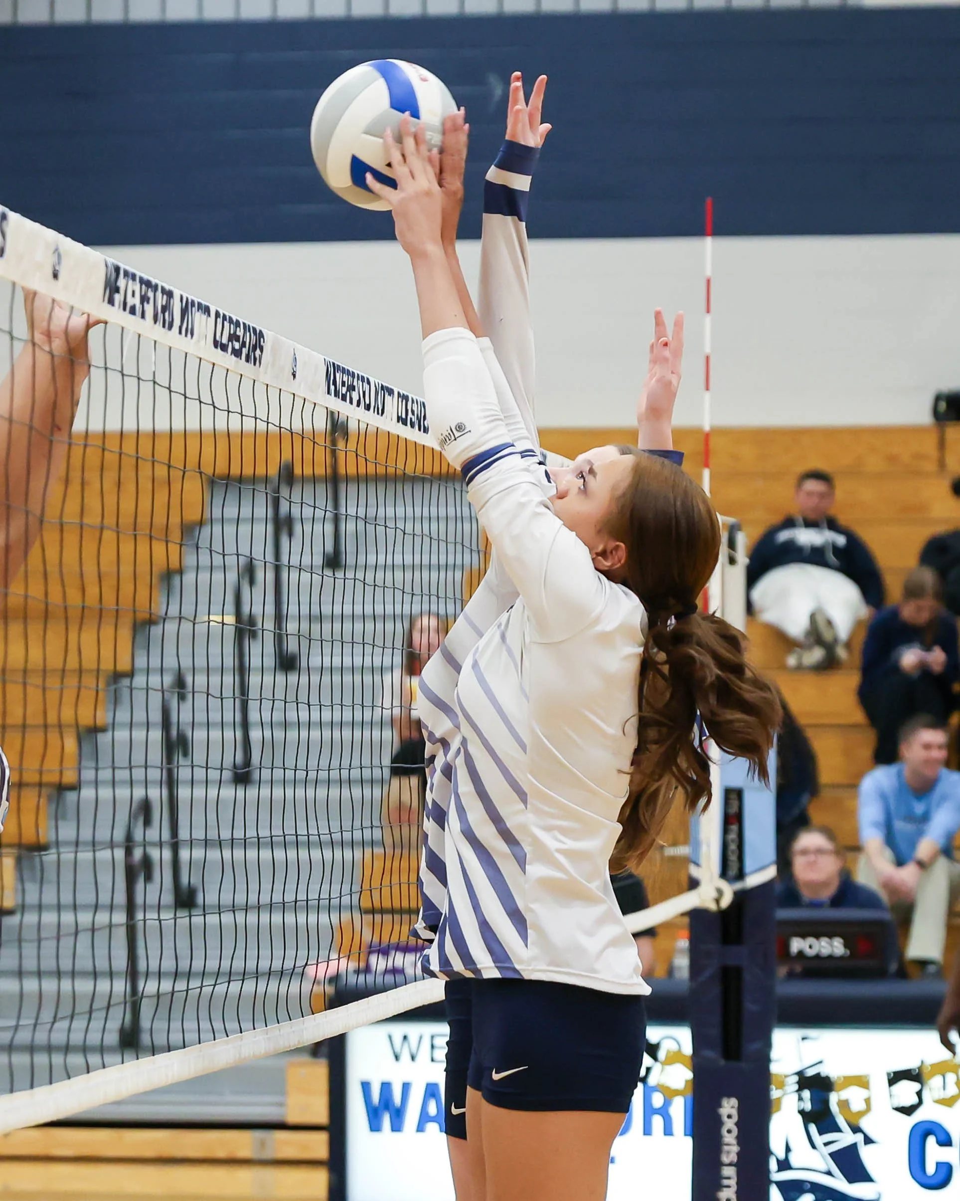 Mott #1 blocks the ball