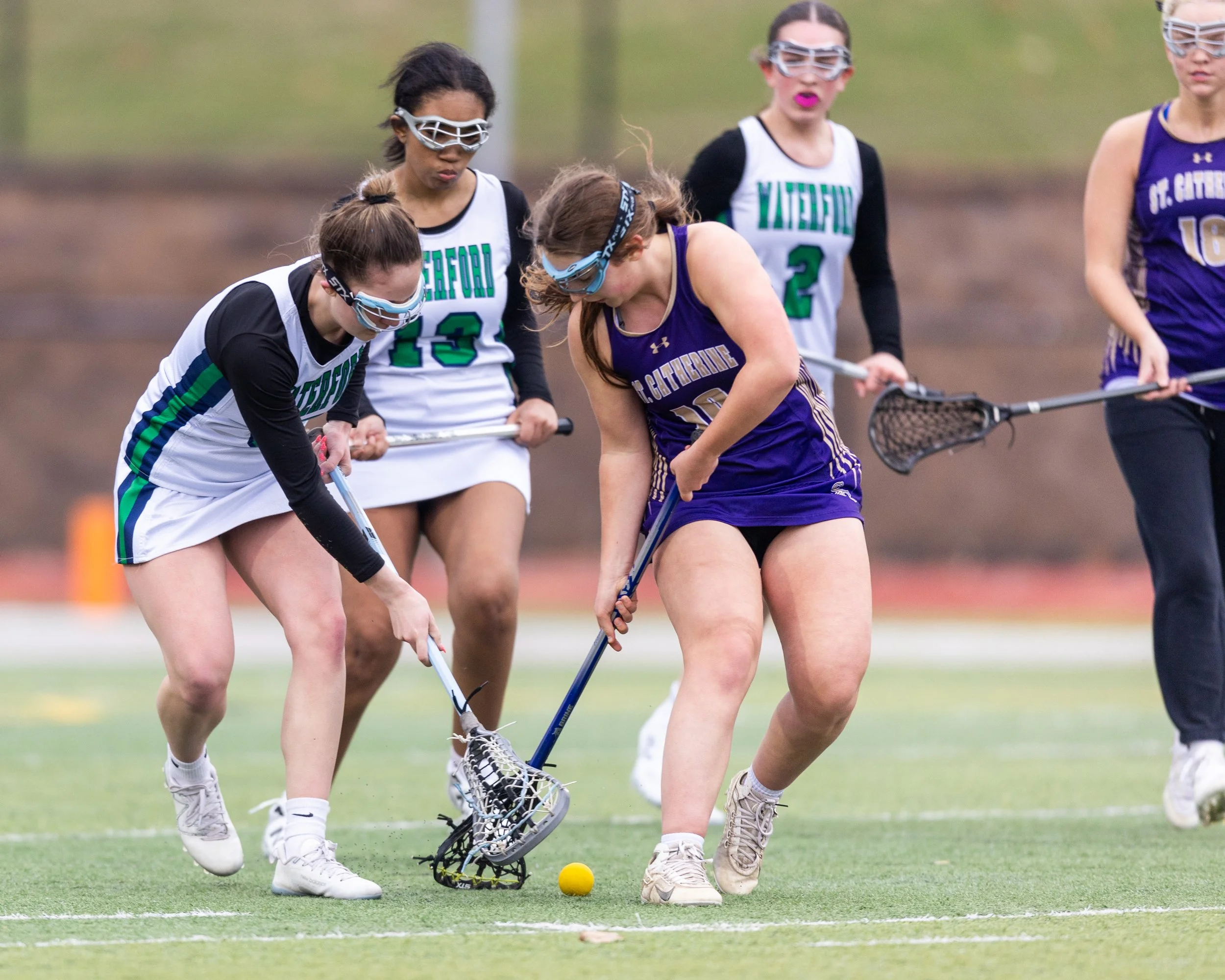 #5 fights for the ball