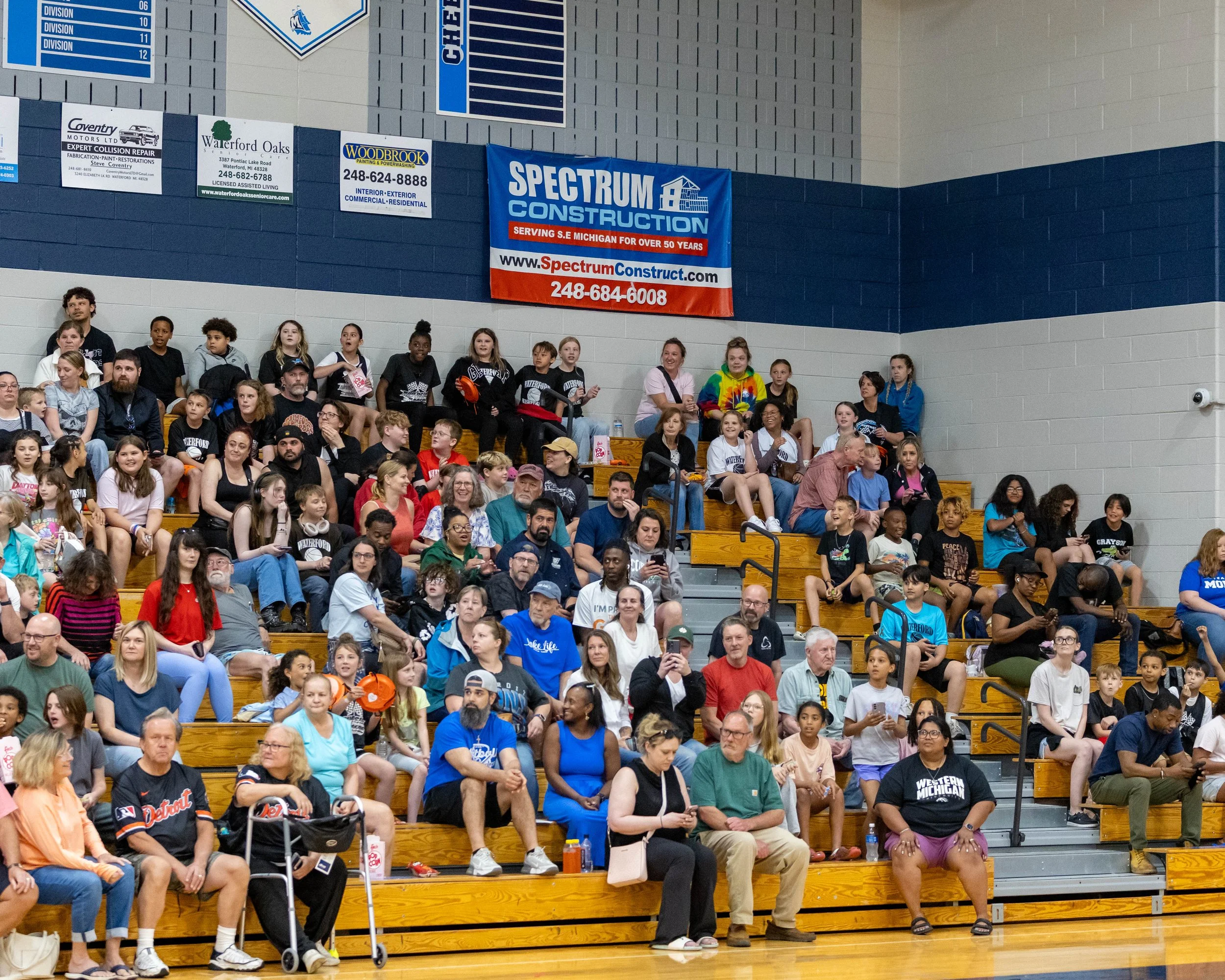 Crowaded bleacher