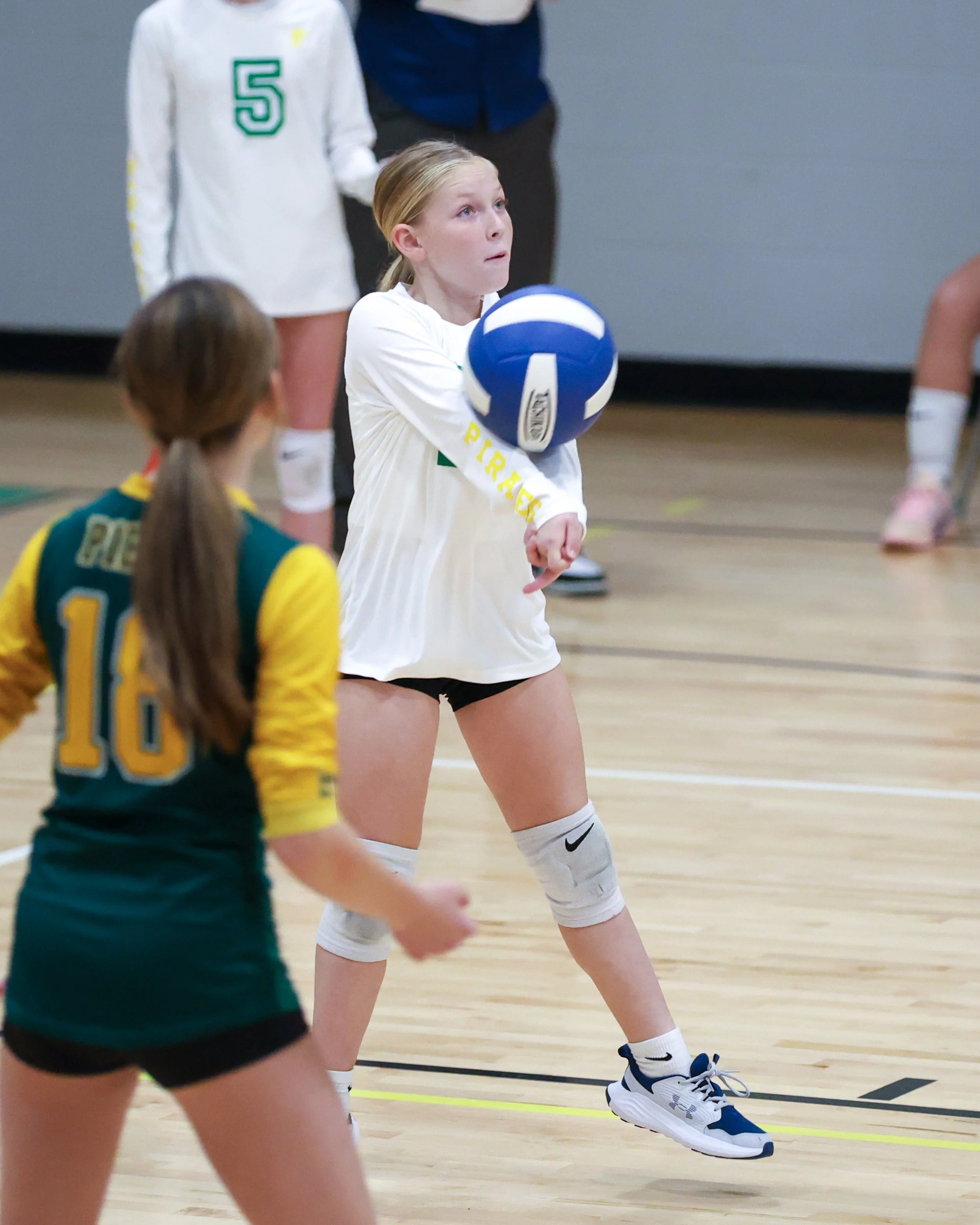 Pierce girl returns the ball