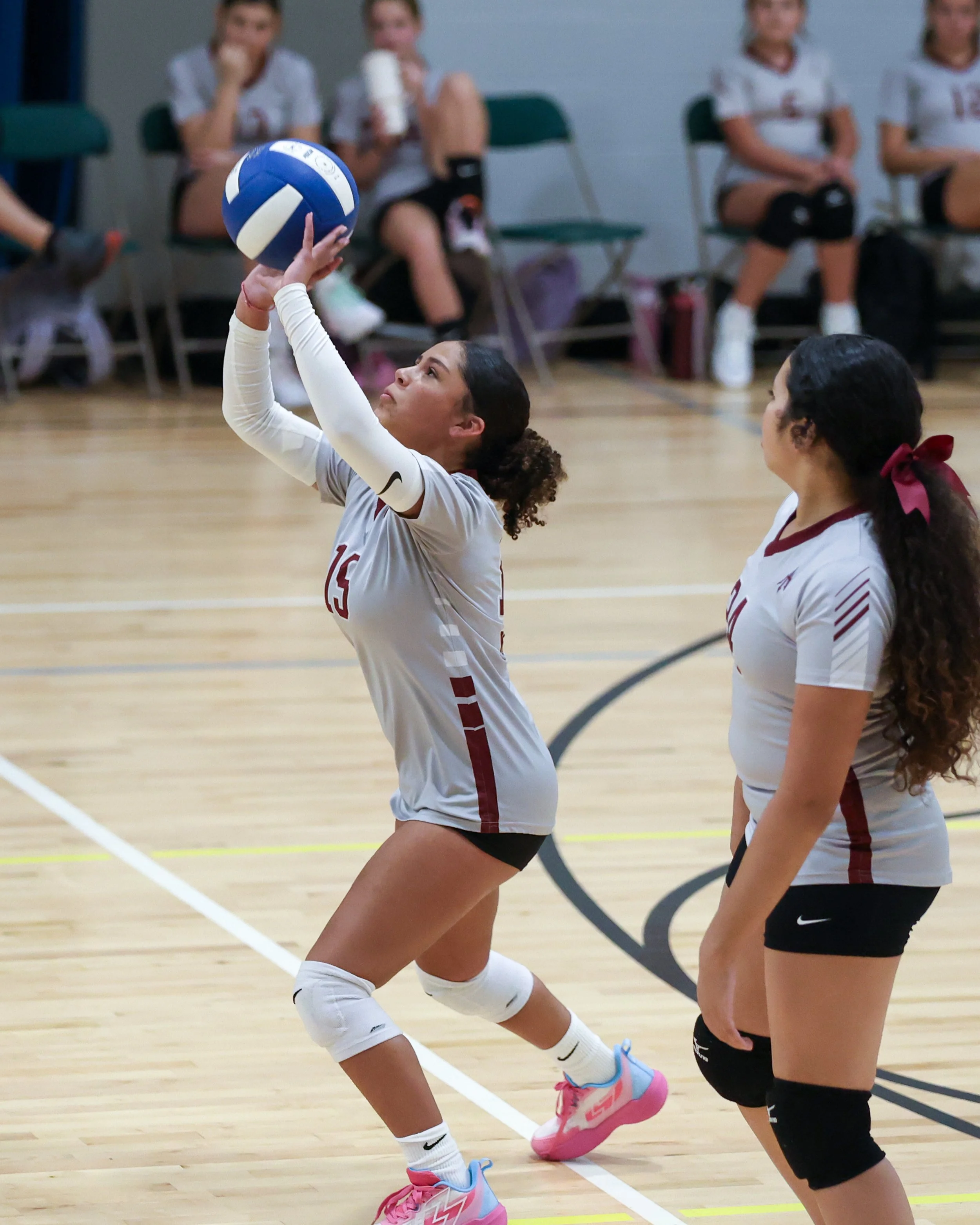 Mason girl returns the ball