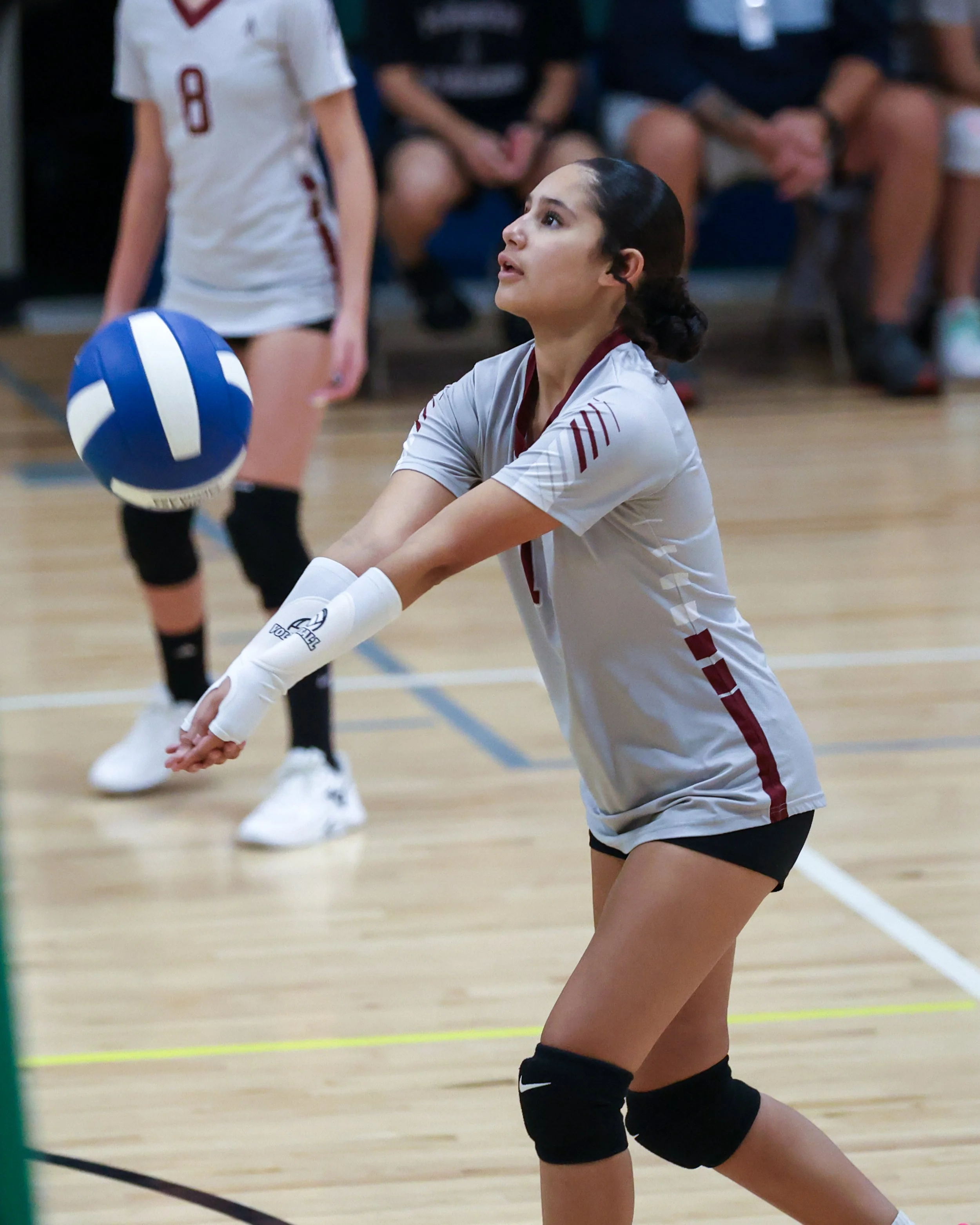 Mason girl returns the ball