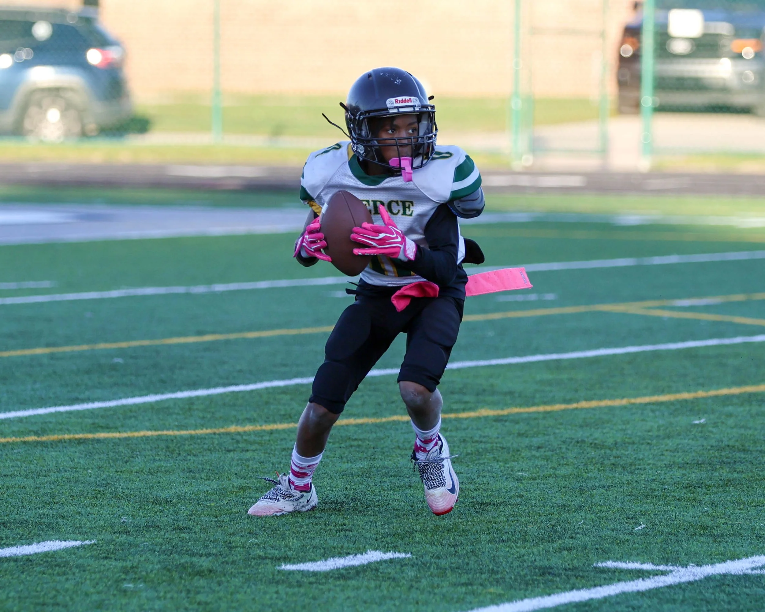 Pierce #0 with the ball