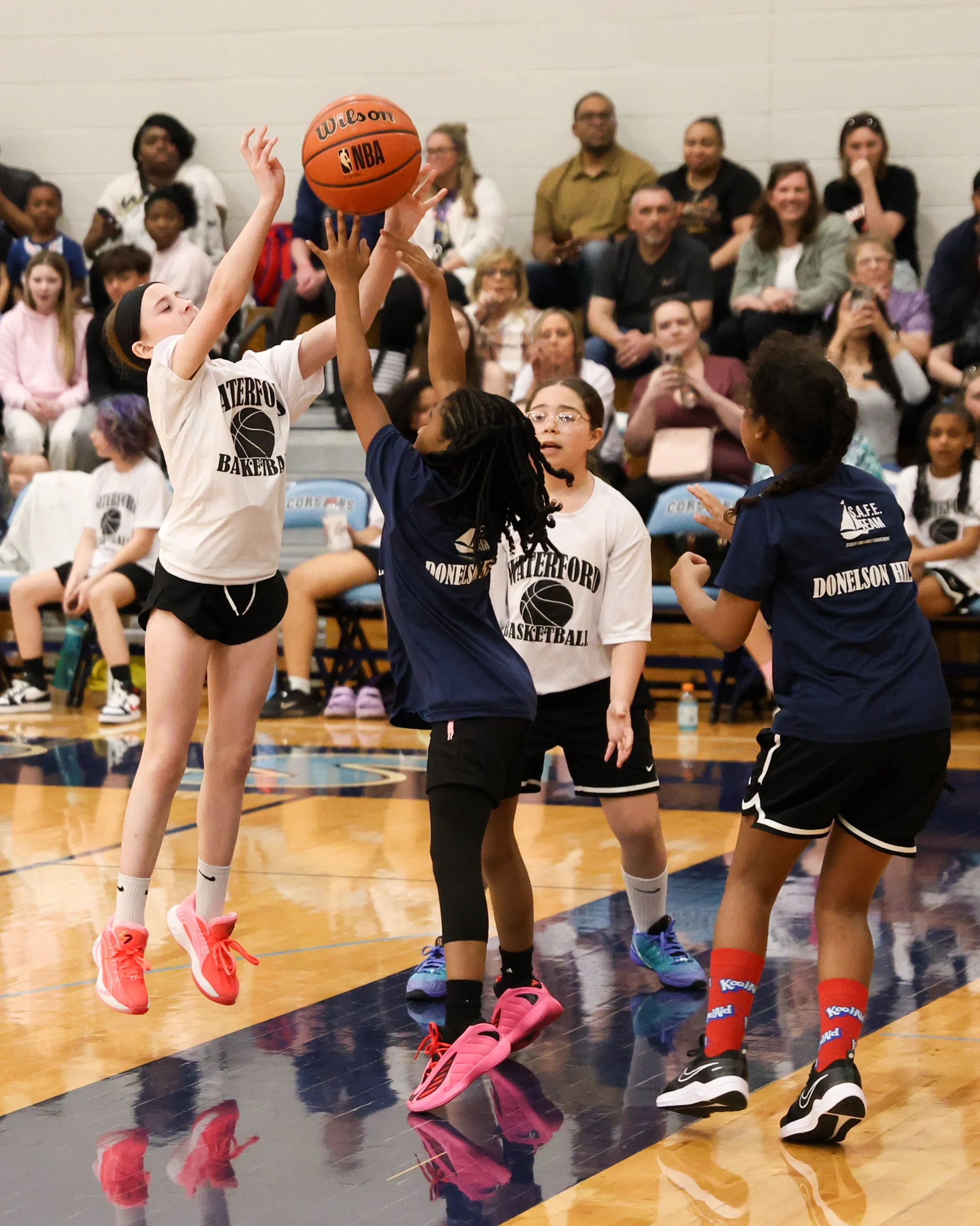 Beaumont girl shoots the ball