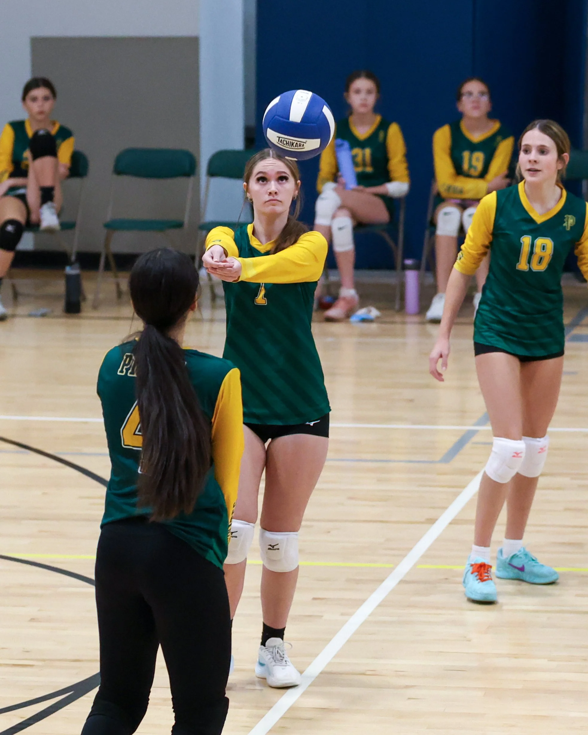 Pierce girl returns the ball
