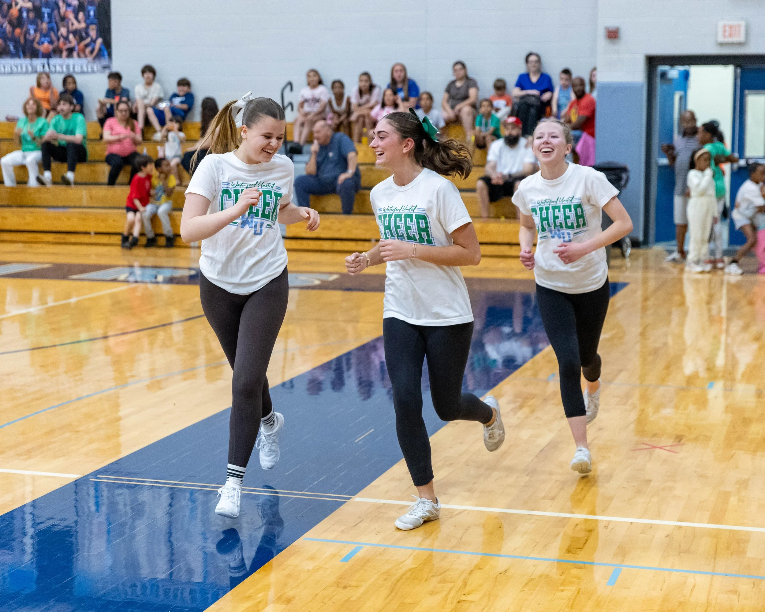 Three Mott cheerleaders