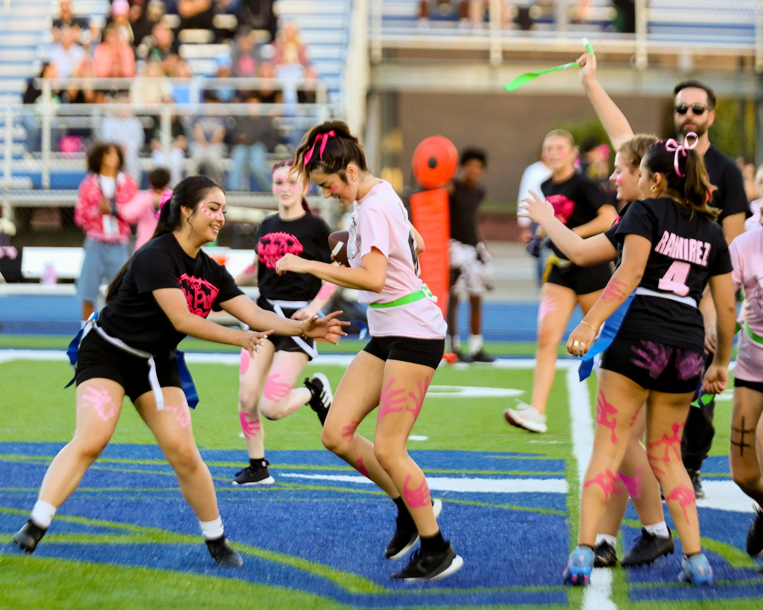 WM Junior runs the ball into the Senior