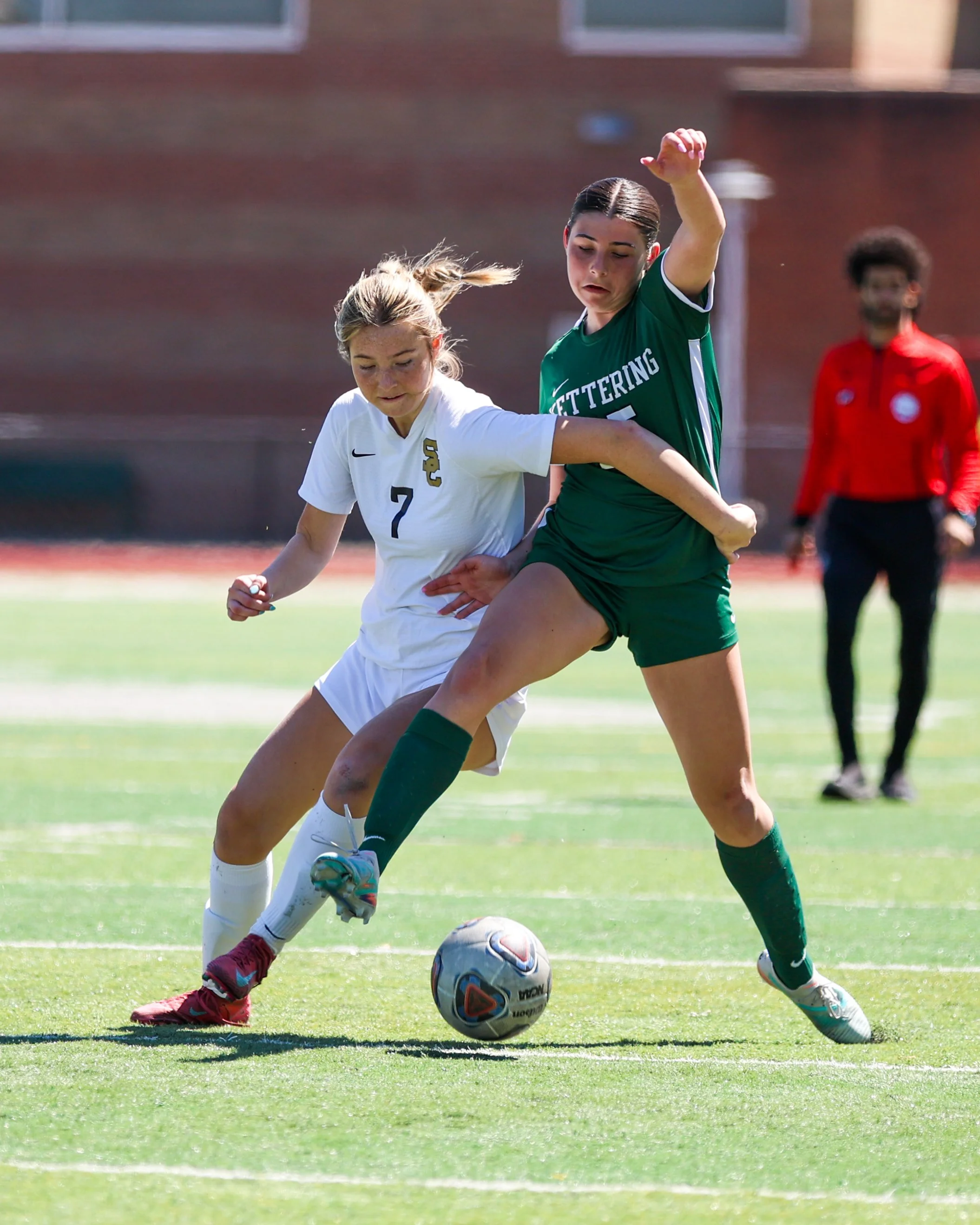 #15 battles Stoney Creek #17