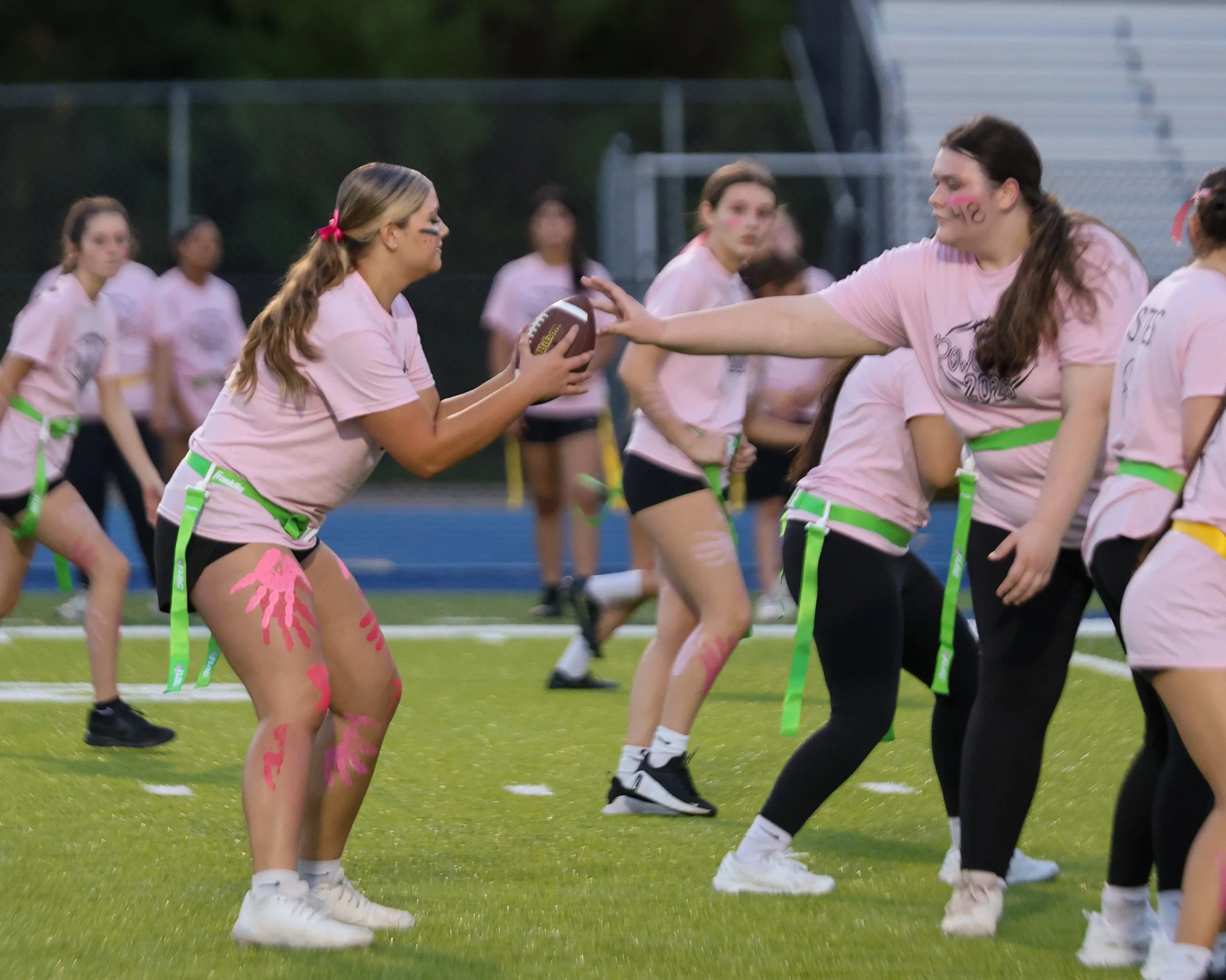 WM Junior snaps the ball to the QB