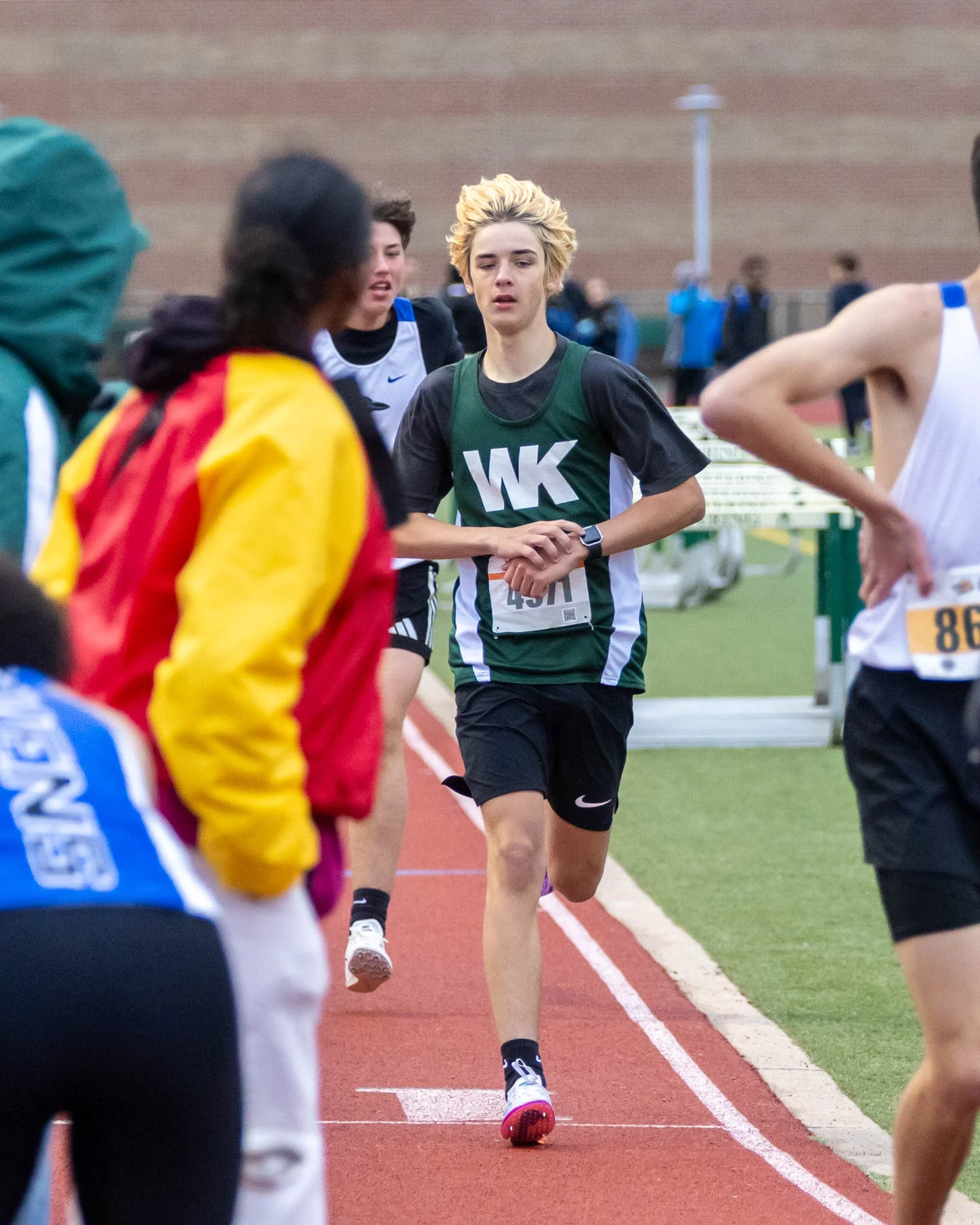 Kettering #4971 at the finish line