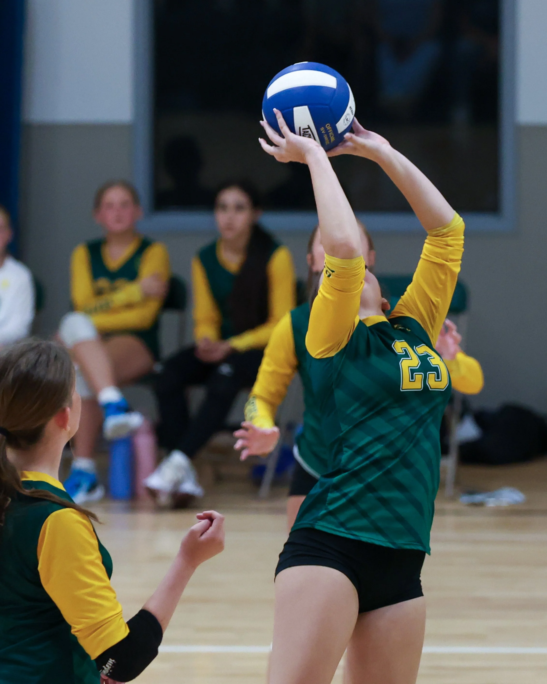 Pierce girl returns the ball