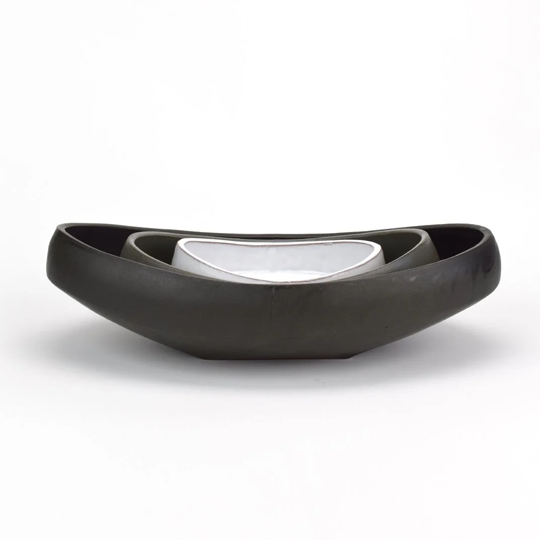 oval nesting bowls b.jpg