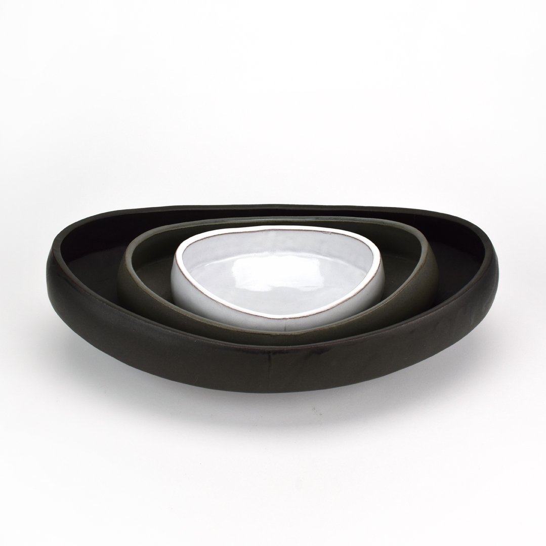 oval nesting bowls c.jpg
