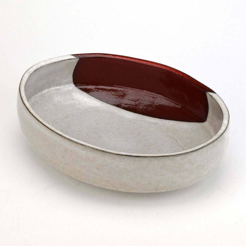 smaller oval serving bowl BC Wh Red a.jpg