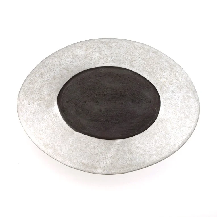 vase oval BC Wh e.jpg