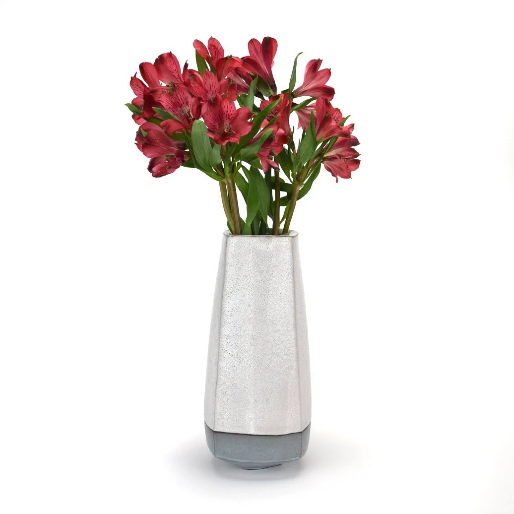 10in sq vase BC Wh Blue a.jpg