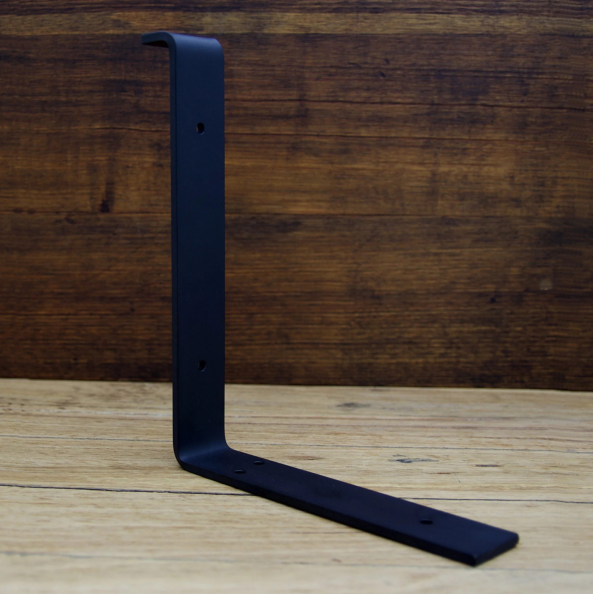 Industrial Steel Shelf Bracket No.3 Lip Bracket