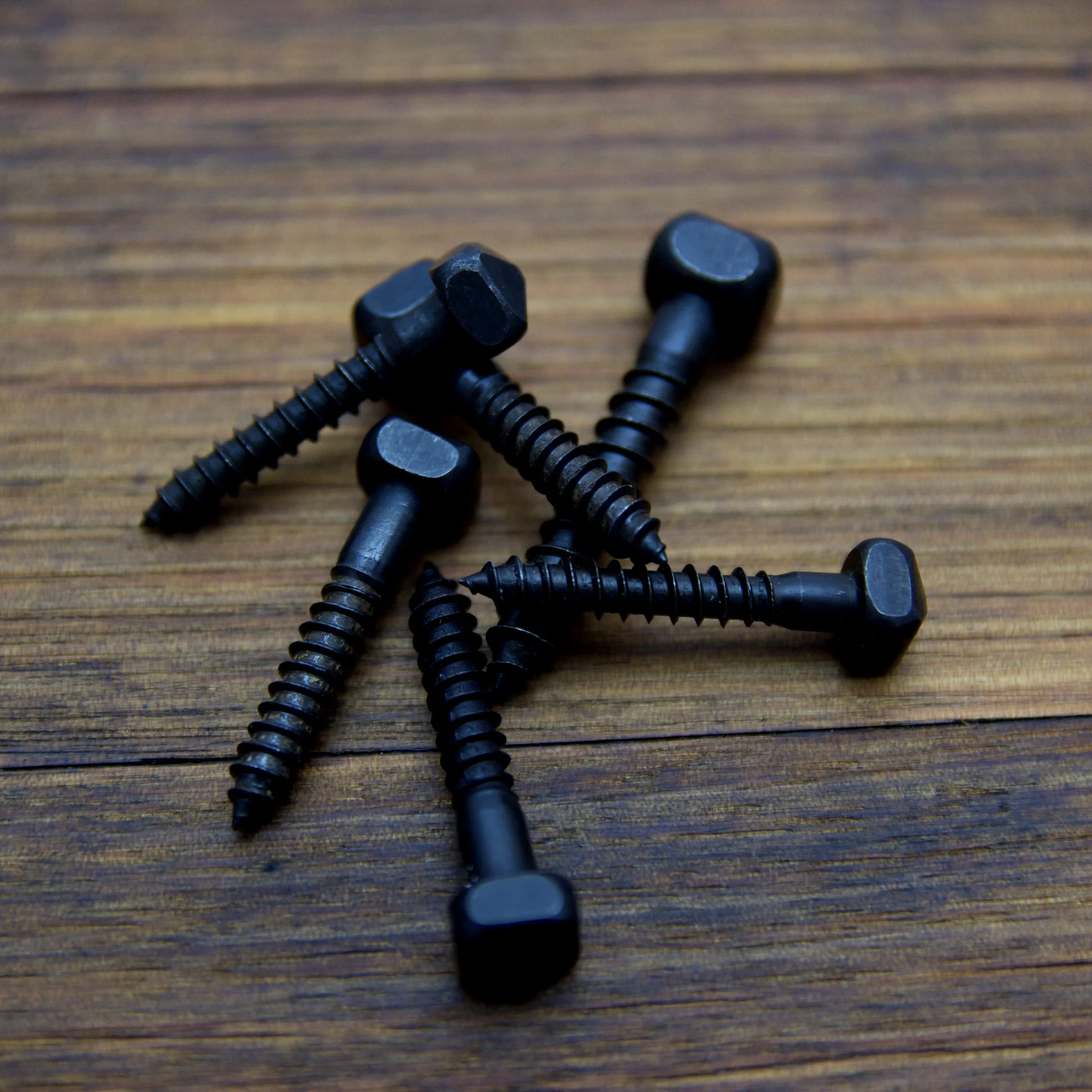 Screw Wood Round Slotted Steel Black Oxide