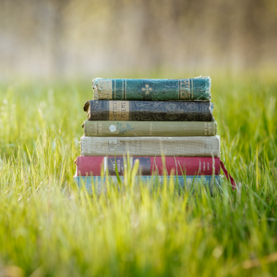 Lynette was a home school pioneer, homeschooling before it was accepted in many parts. She home schooled for 28 years in Texas and has five successful home school graduates.