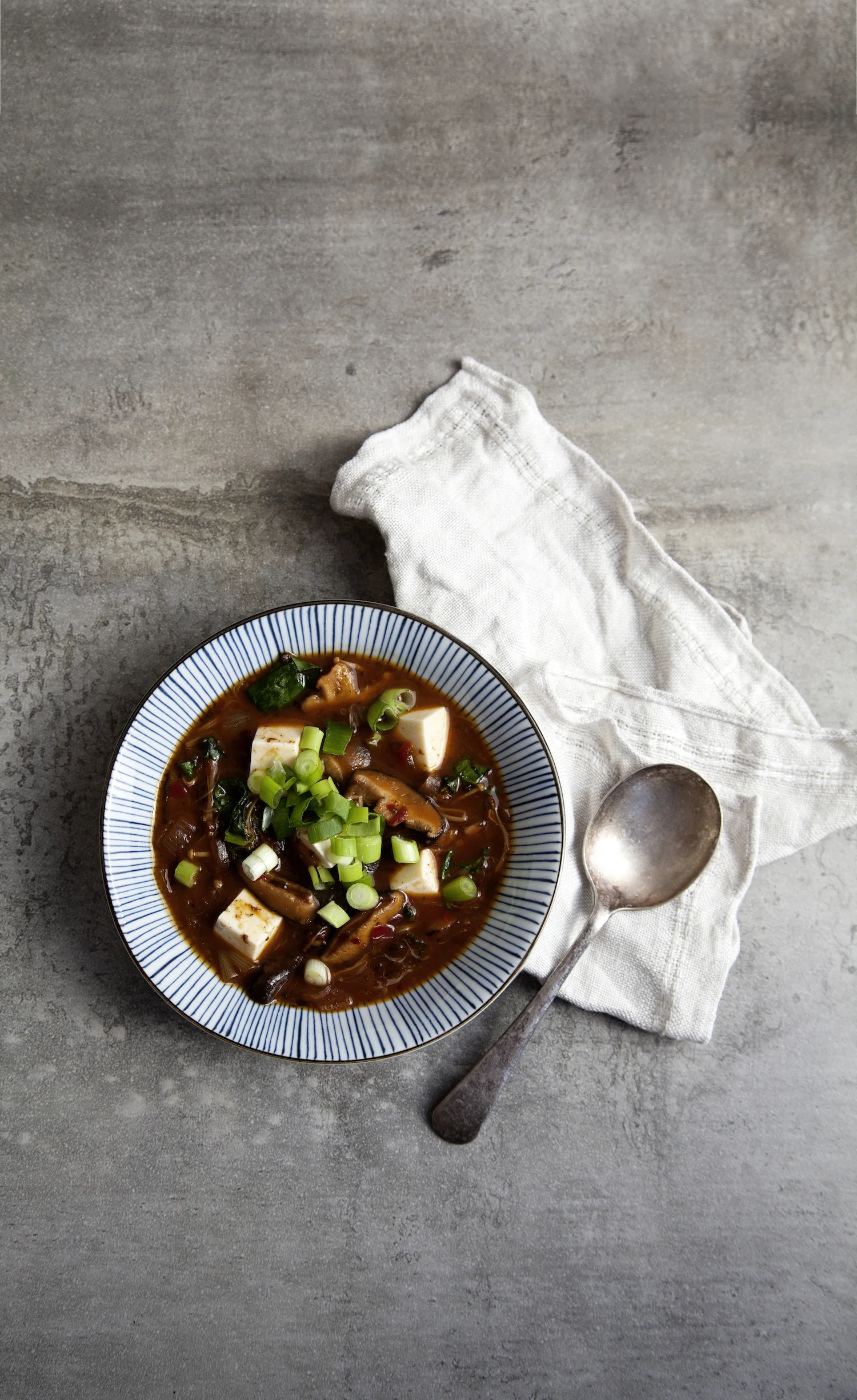 Photography by Elisa Watson , styling by Kate Bradley (Kenko Kitchen) for Nourish Magazine July/August 2014.