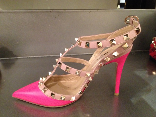 Must-have shoe by Valentino Noir.