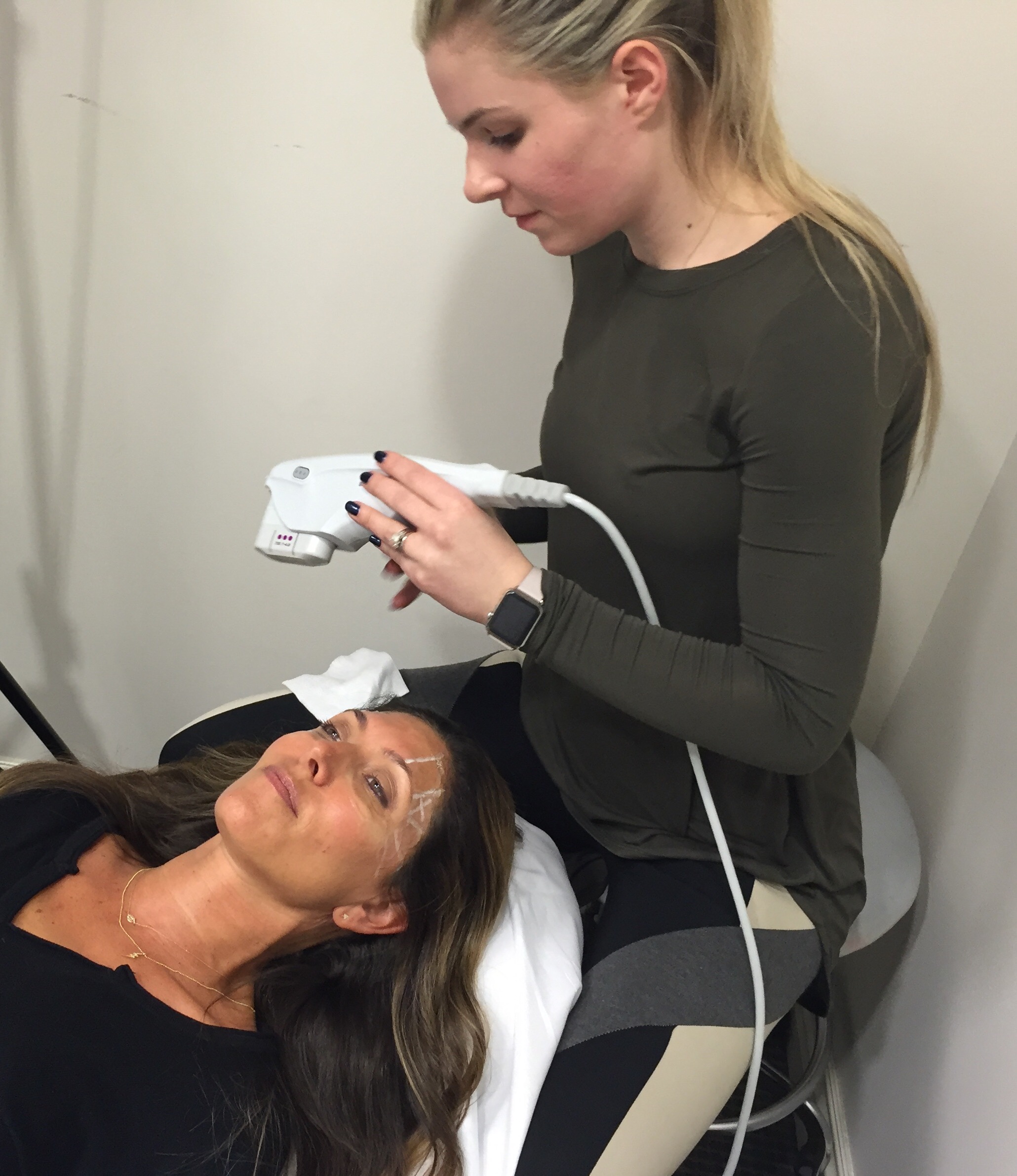 Chelsea Hagopian, MSN, AGACNP-BC is Dr. Jaime Schwartz's Nurse Practitioner. Here, she is performing Ultherapy on me around and under the eye area. Yes it is painful but applying anesthetic cream one hour before makes is bearable.