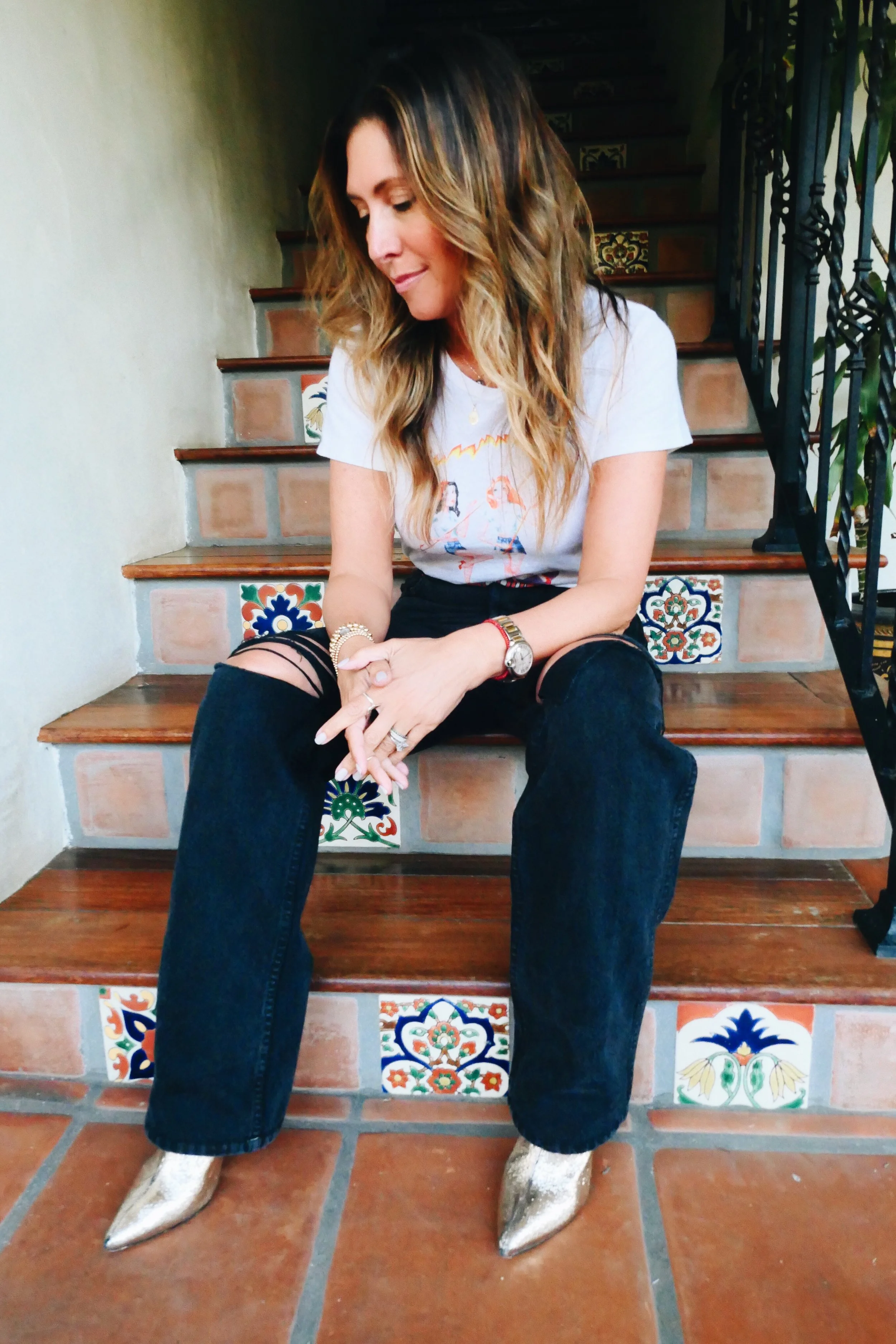 Classic Tee With Devil Girls + High Rise Loose Black Jeans