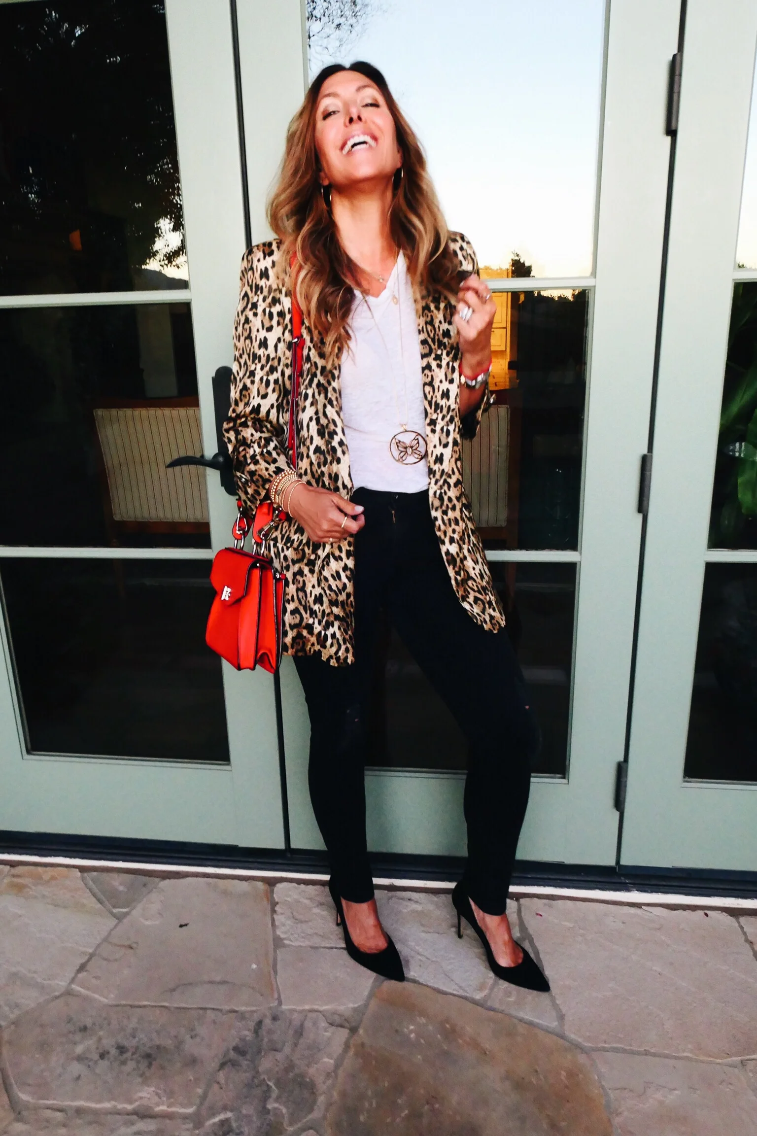 MELISSA MEYERS - THE GLOW GIRL